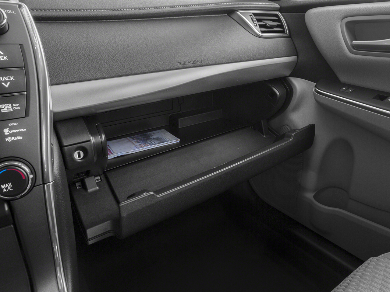2017 Toyota Camry SEDAN