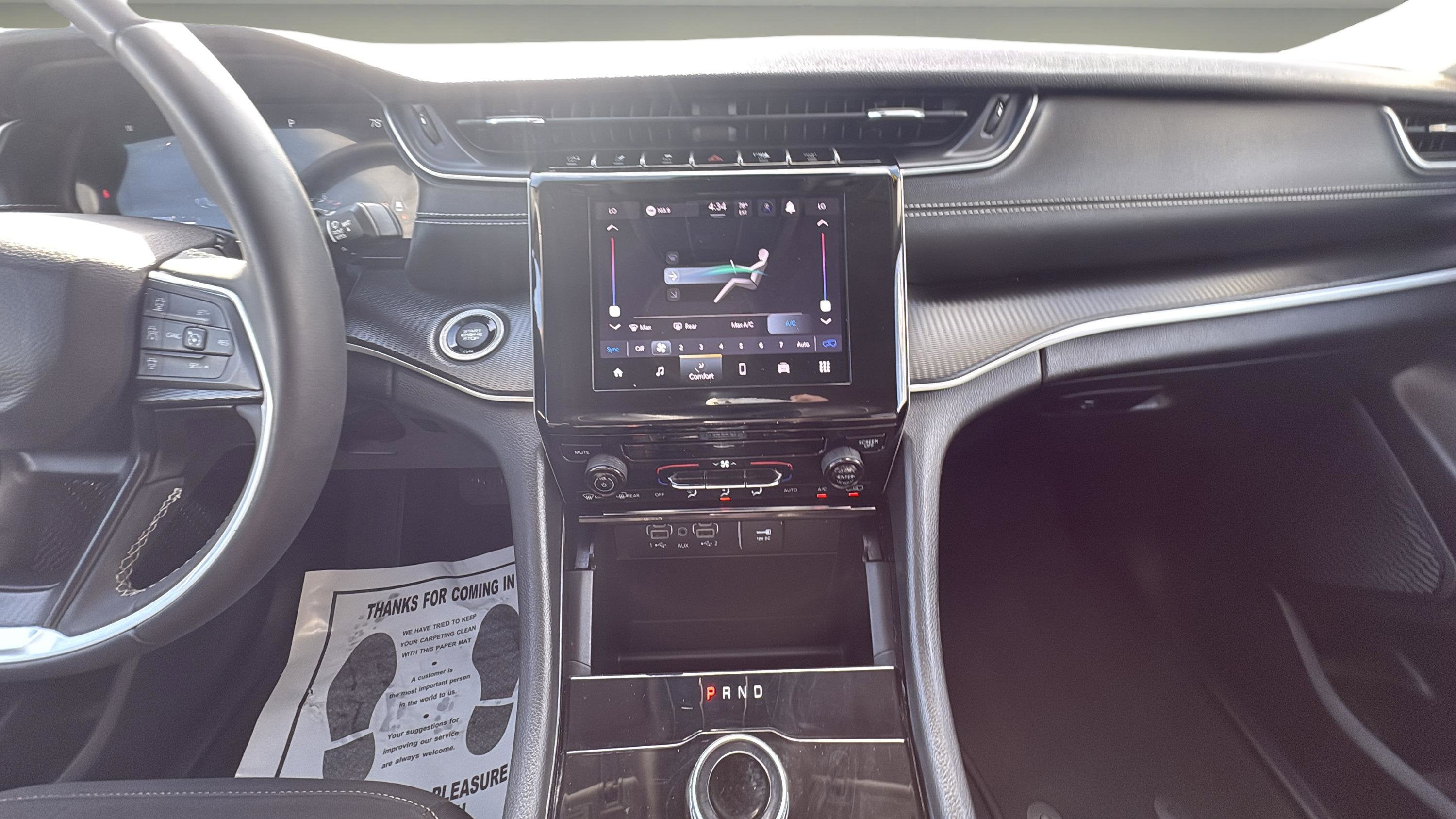 2023 Jeep Grand Cherokee Laredo