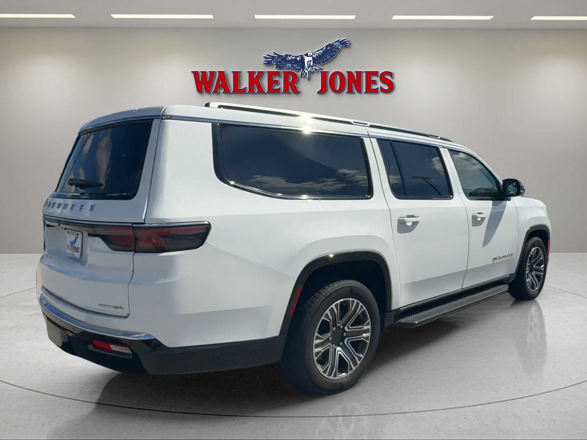 2023 Jeep Wagoneer L Series II