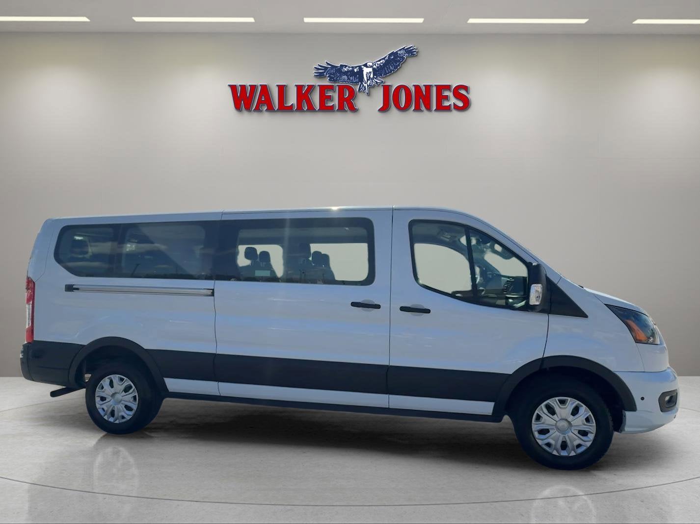 2024 Ford Transit Passenger Wagon T-350 148 LOW ROOF XL RW
