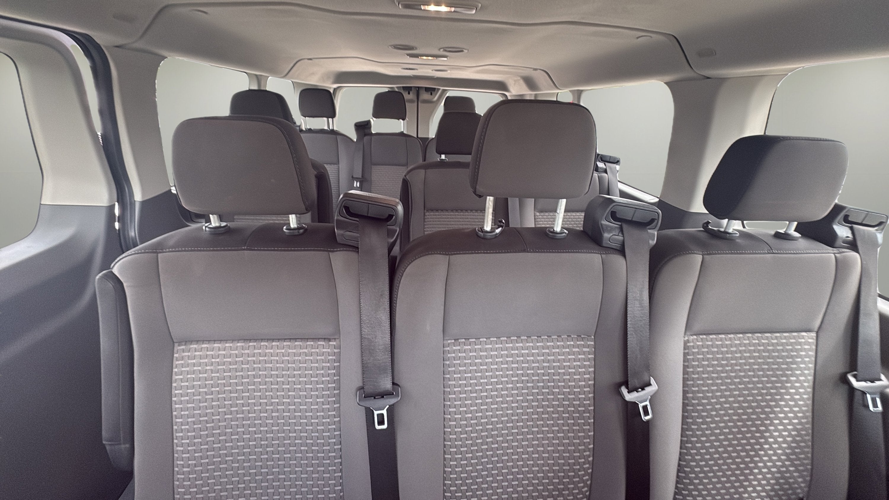 2023 Ford Transit Passenger Wagon T-350 148 LOW ROOF XL RW