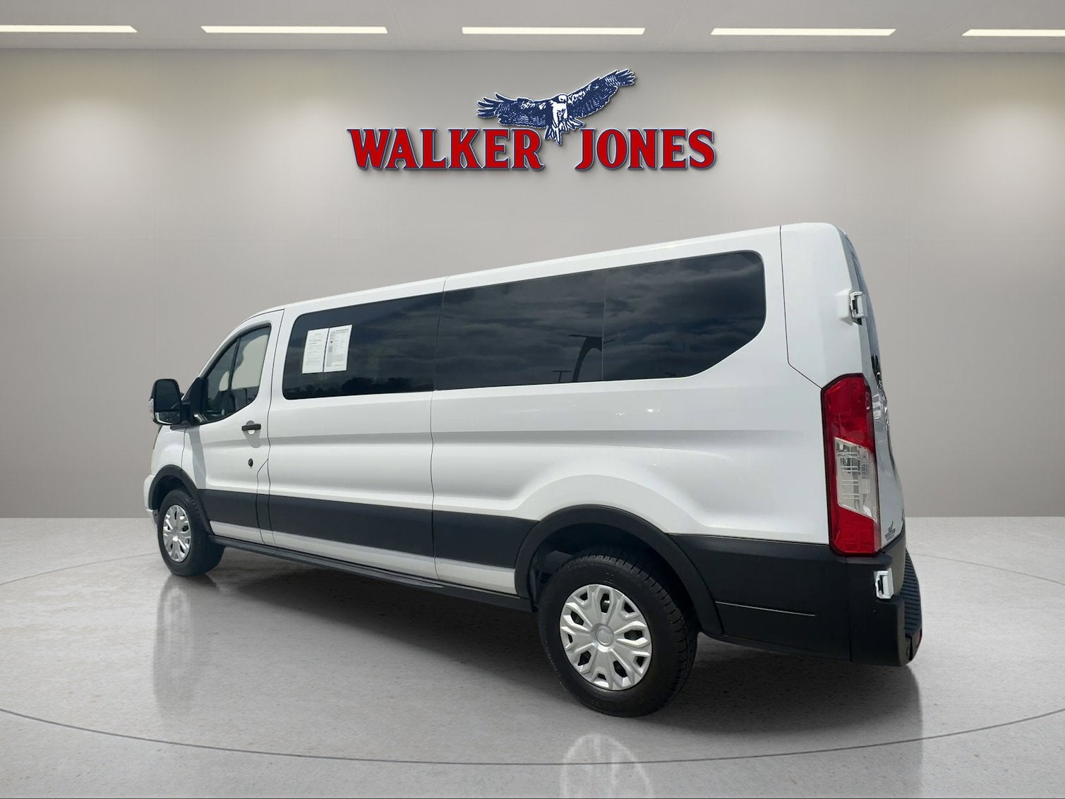 2023 Ford Transit Passenger Wagon T-350 148 LOW ROOF XL RW