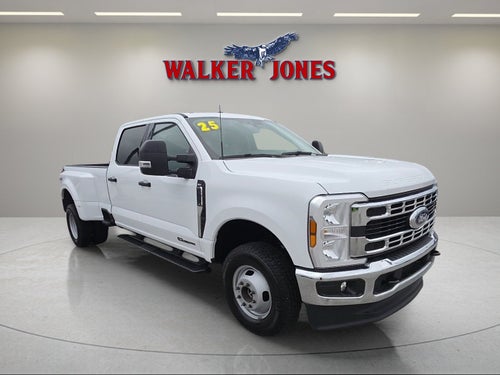 2025 Ford Super Duty F-350 DRW Base