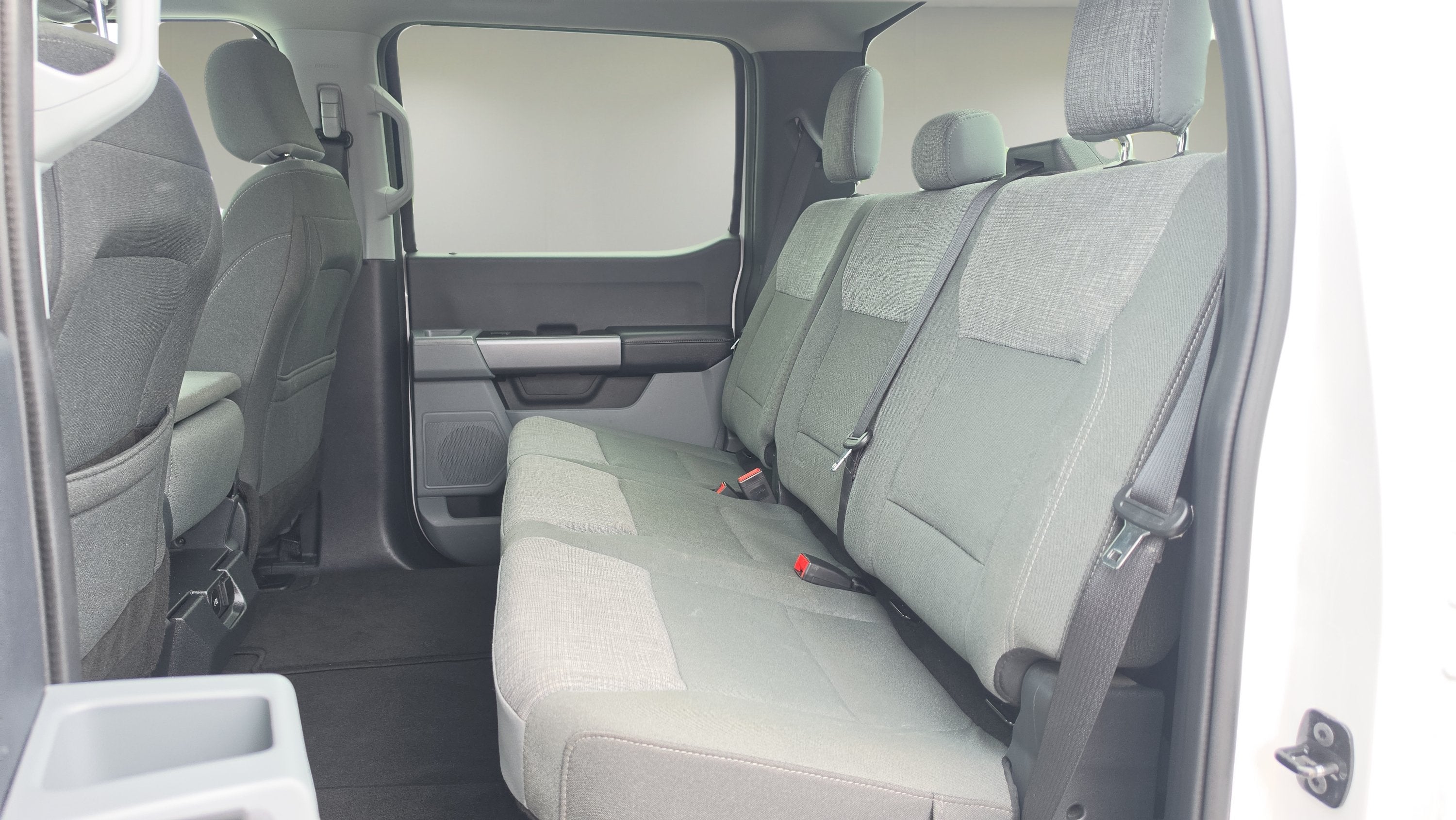 2025 Ford Super Duty F-350 DRW Base