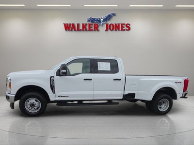 2025 Ford Super Duty F-350 DRW Base
