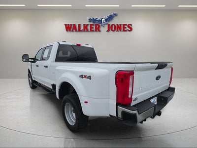 2025 Ford Super Duty F-350 DRW Base