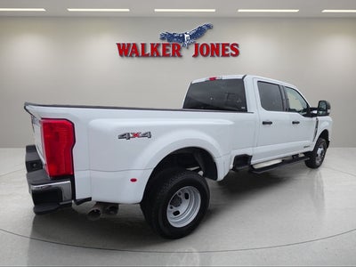 2025 Ford Super Duty F-350 DRW Base