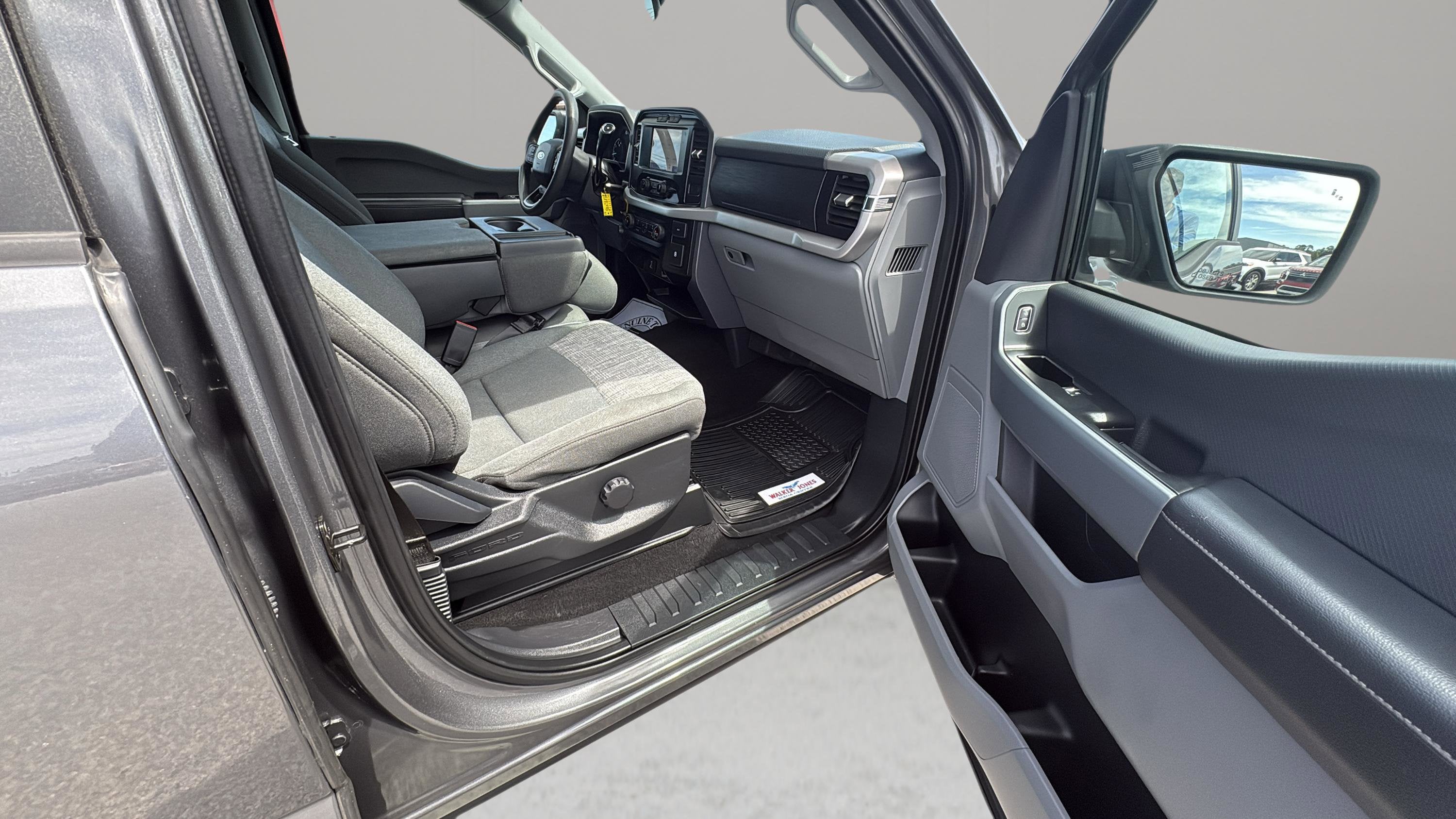 2023 Ford F-150 XLT 2WD SUPERCREW 5.5' BO