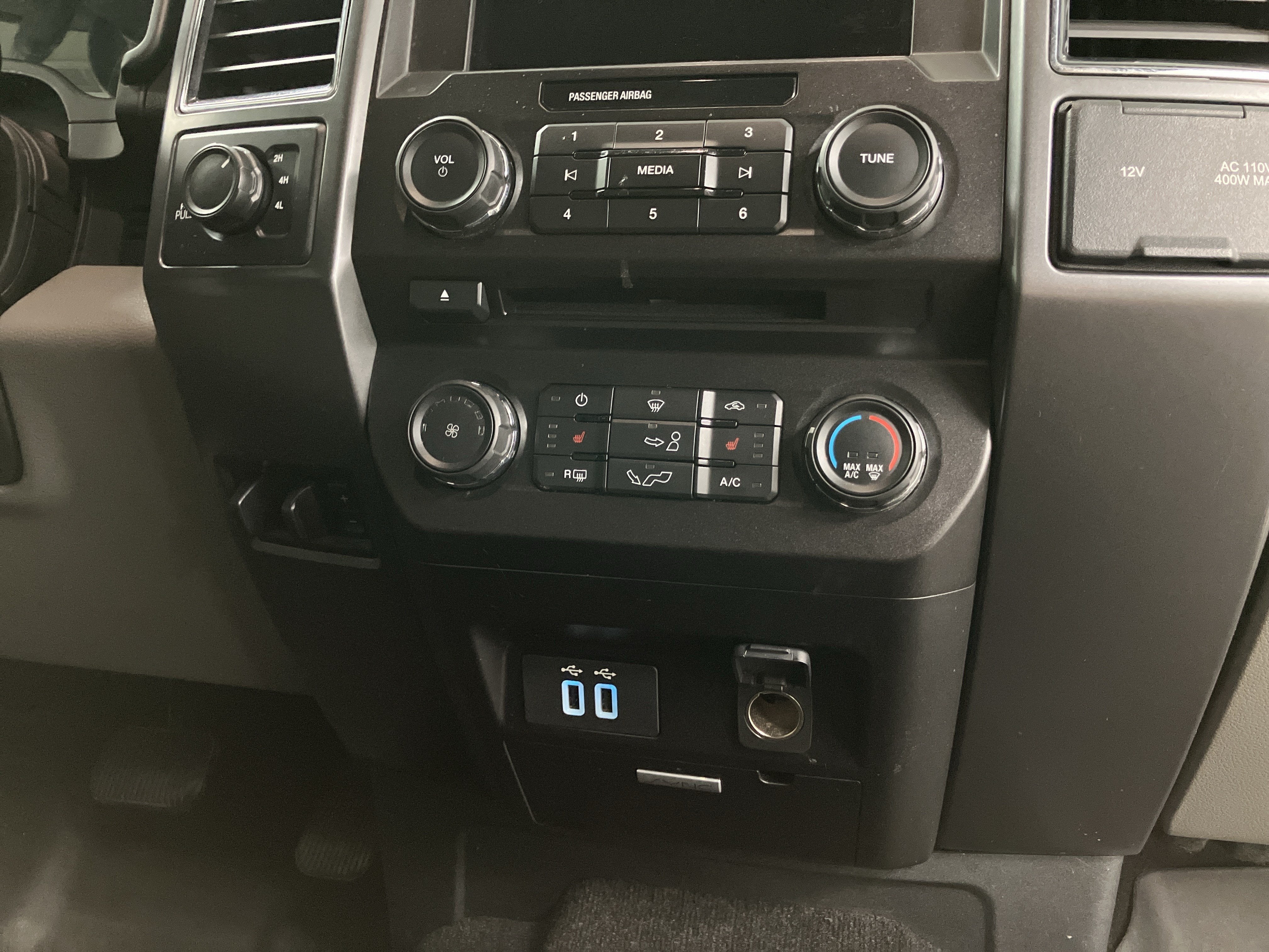 2018 Ford F-150 TRUCK