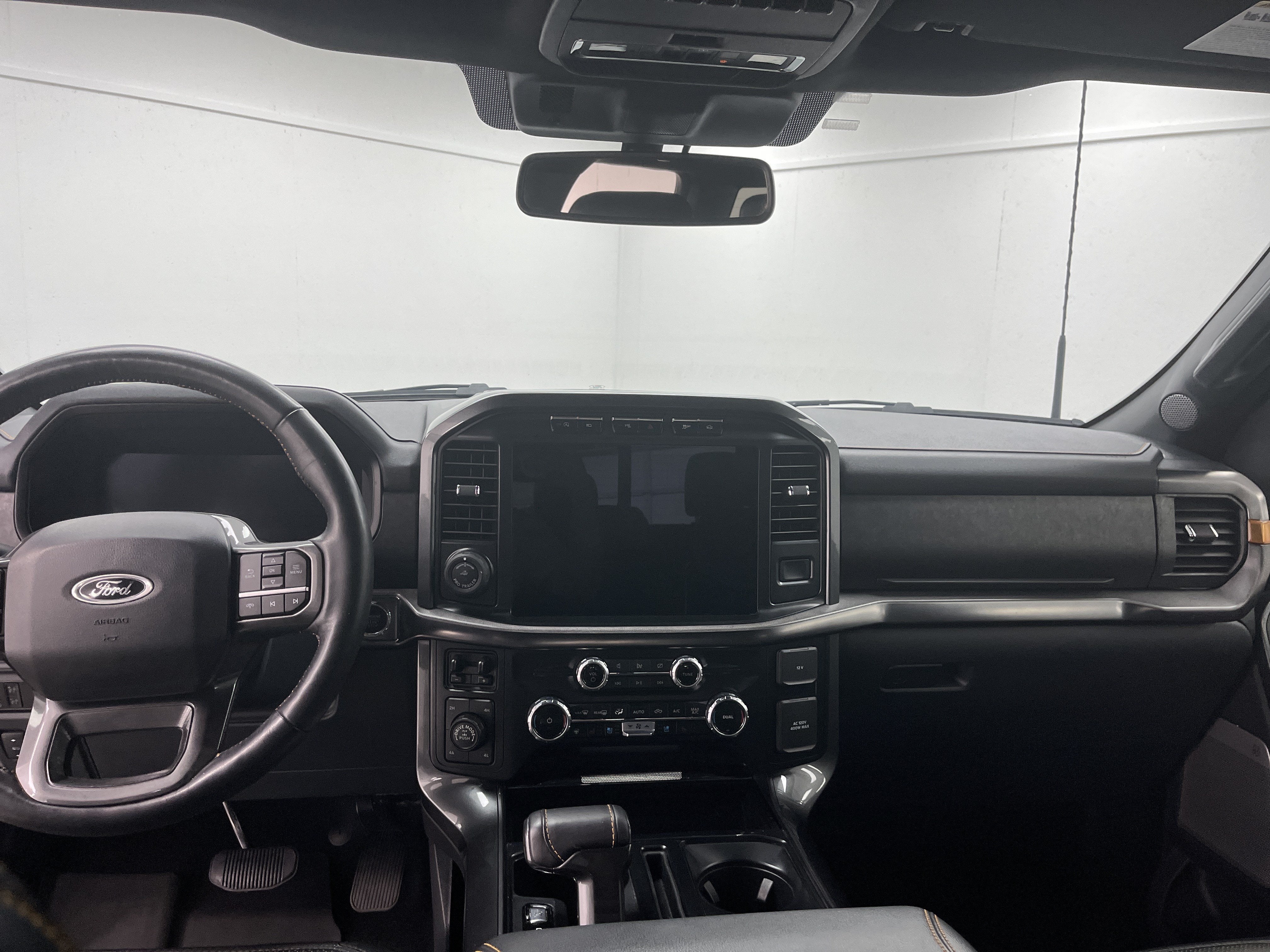 2023 Ford F-150 Base