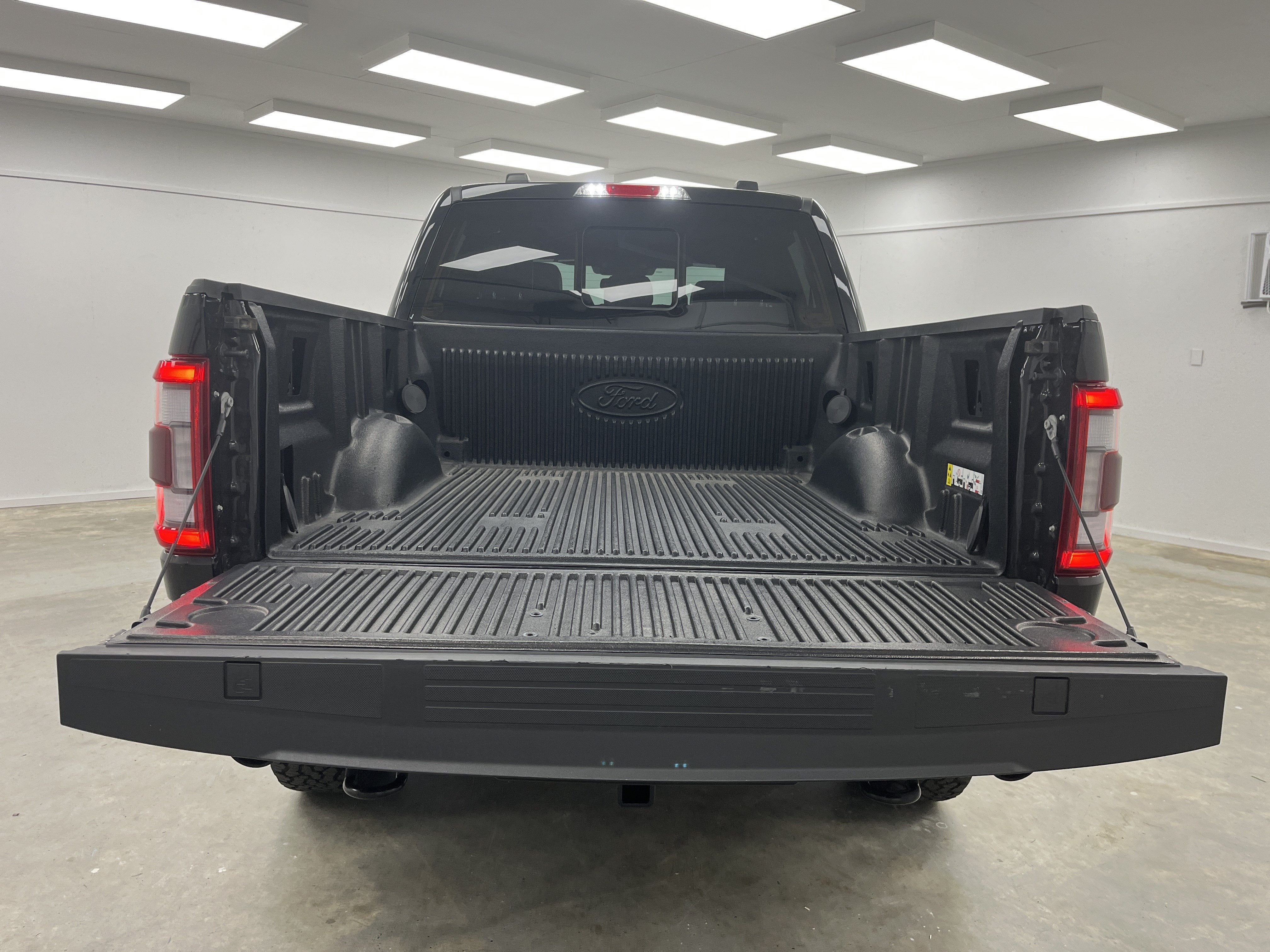 2023 Ford F-150 Base