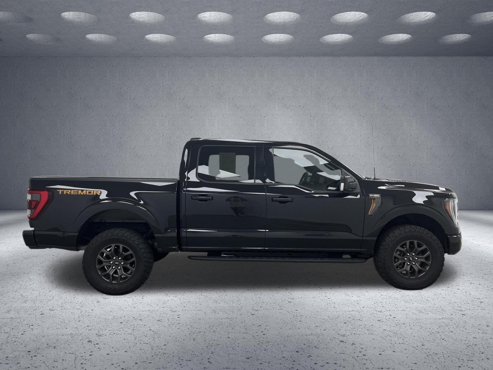 2023 Ford F-150 Base