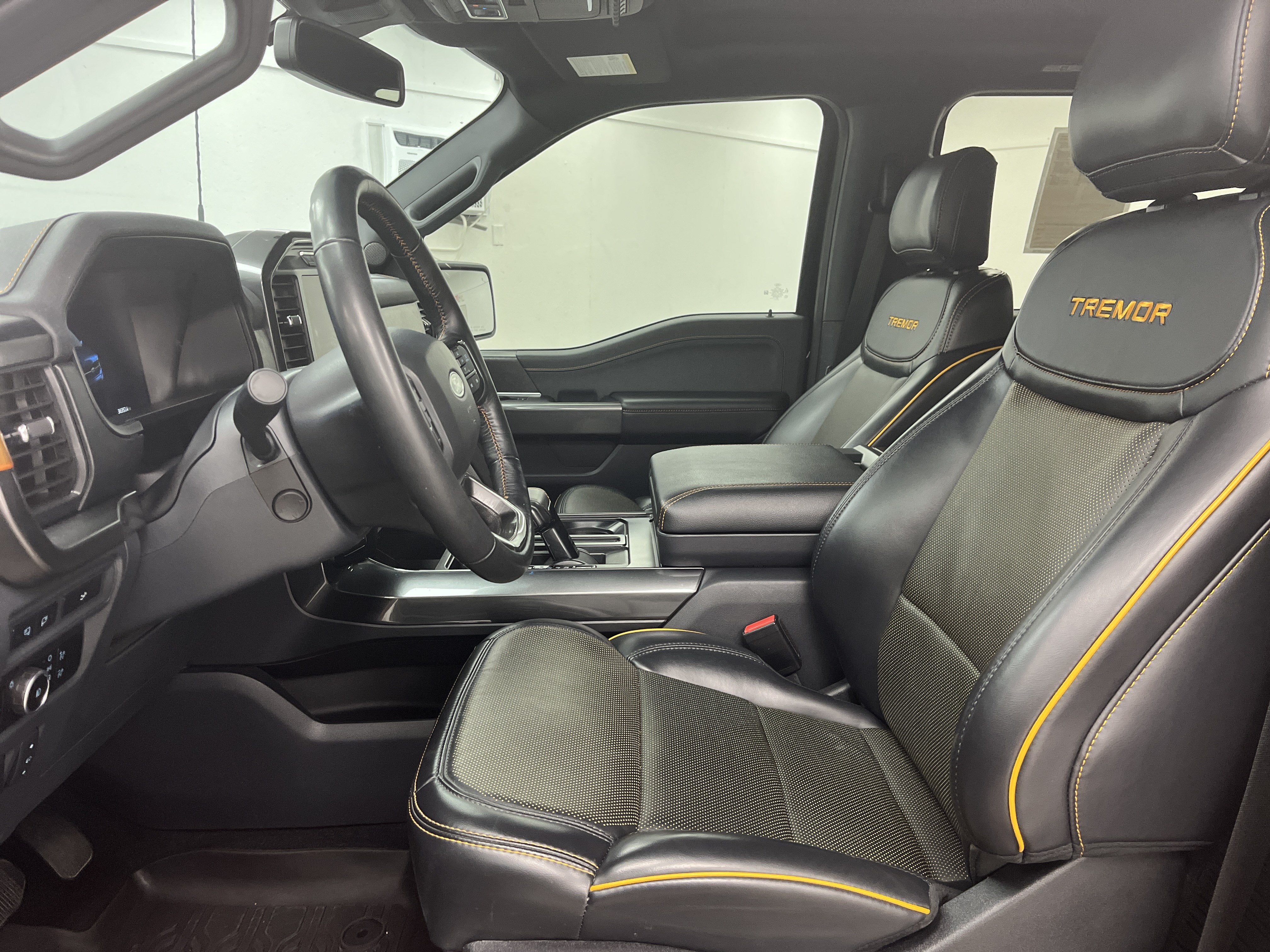 2023 Ford F-150 Base