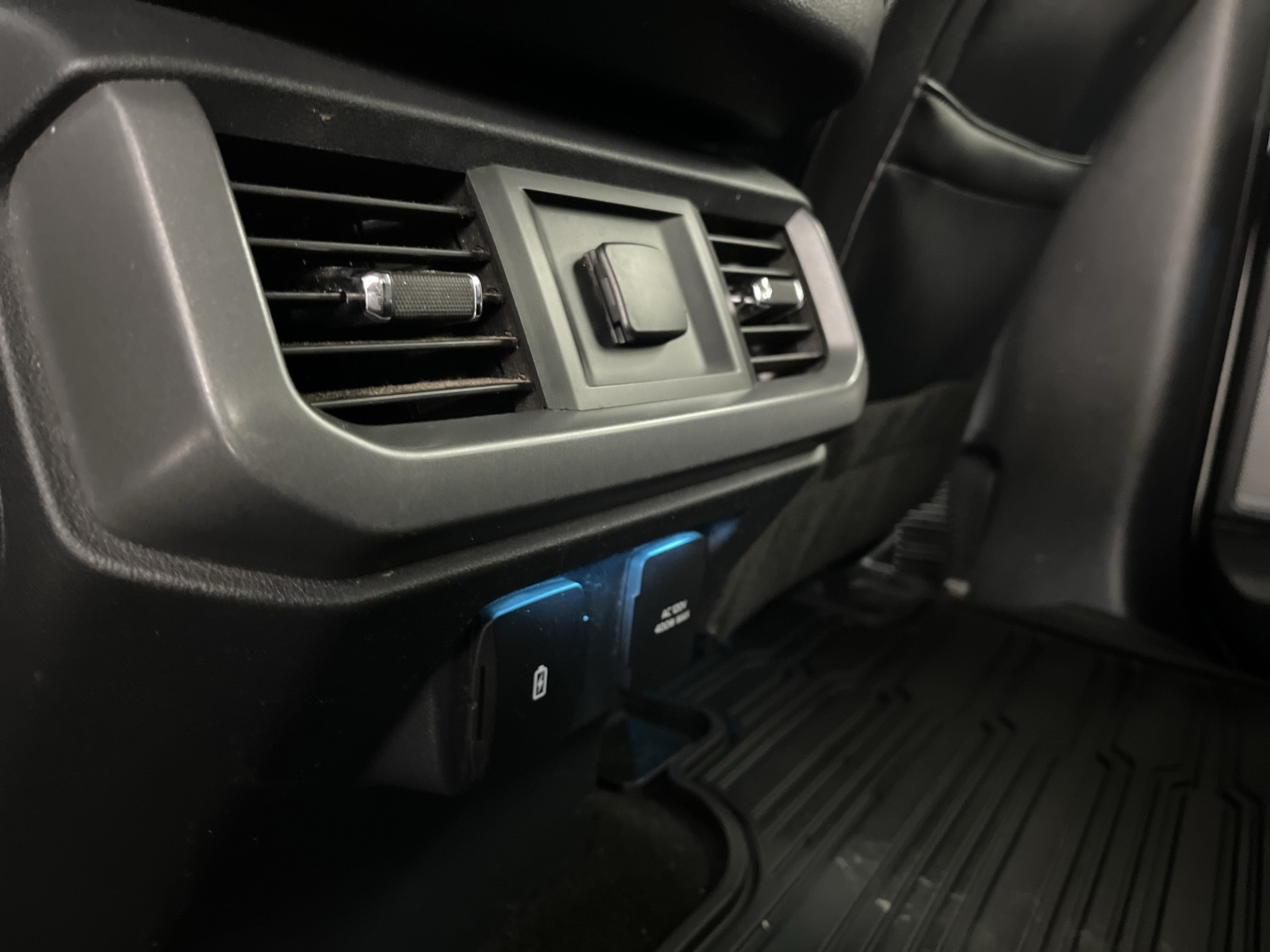 2022 Ford F-150 LARIAT 4WD SUPERCREW 5.5'