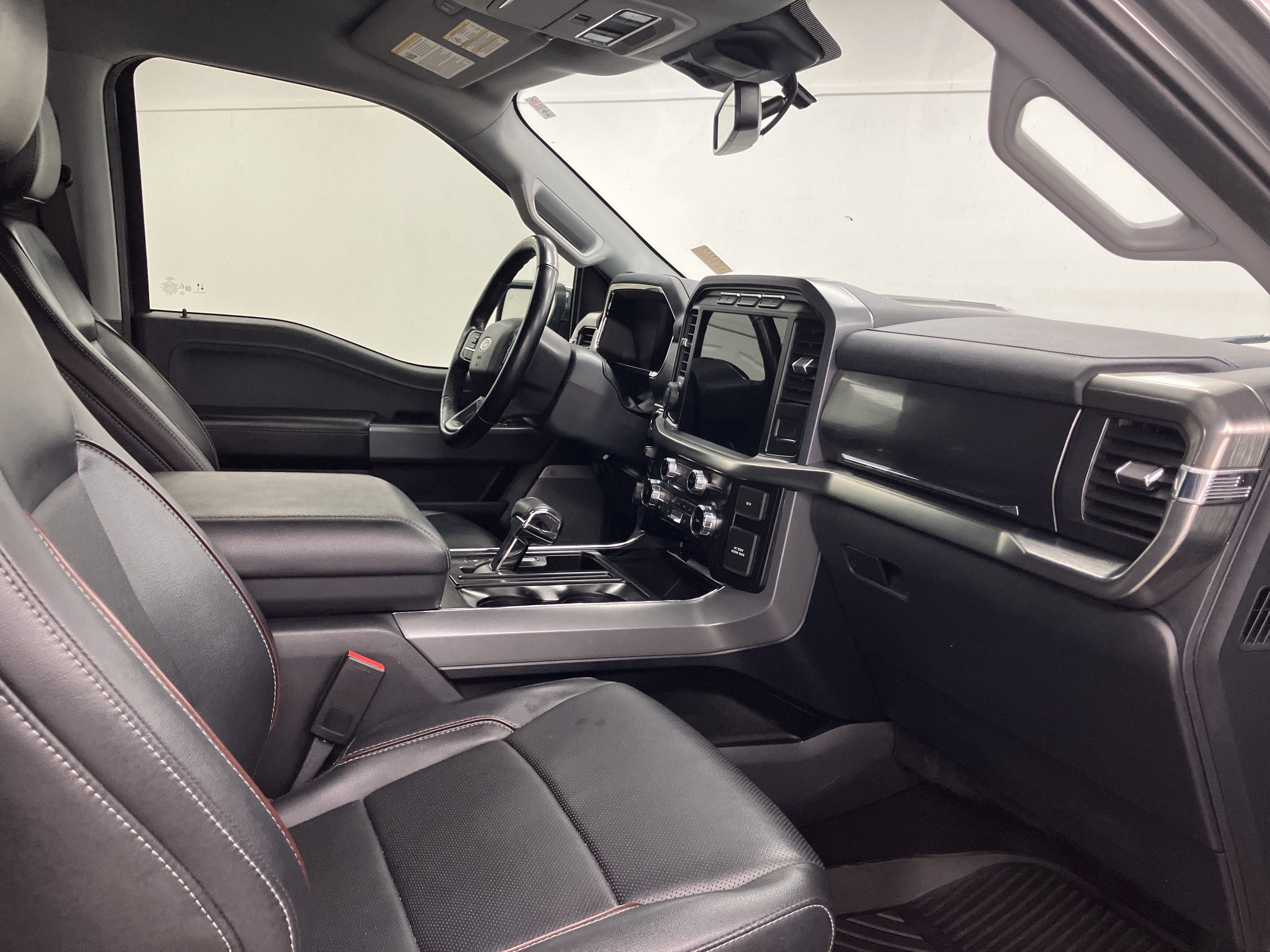 2023 Ford F-150 LARIAT 4WD SUPERCREW 5.5'