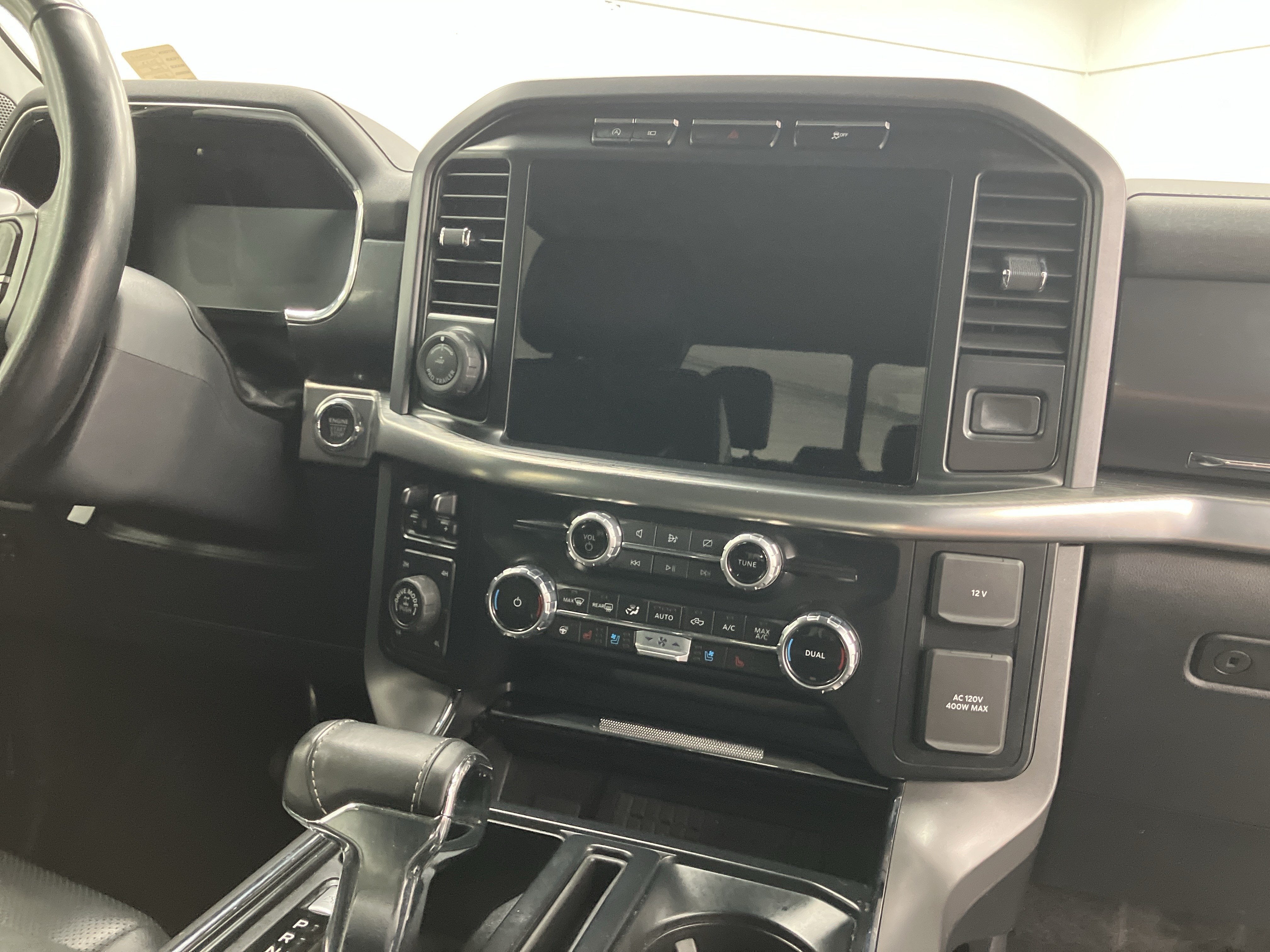 2023 Ford F-150 LARIAT 4WD SUPERCREW 5.5'