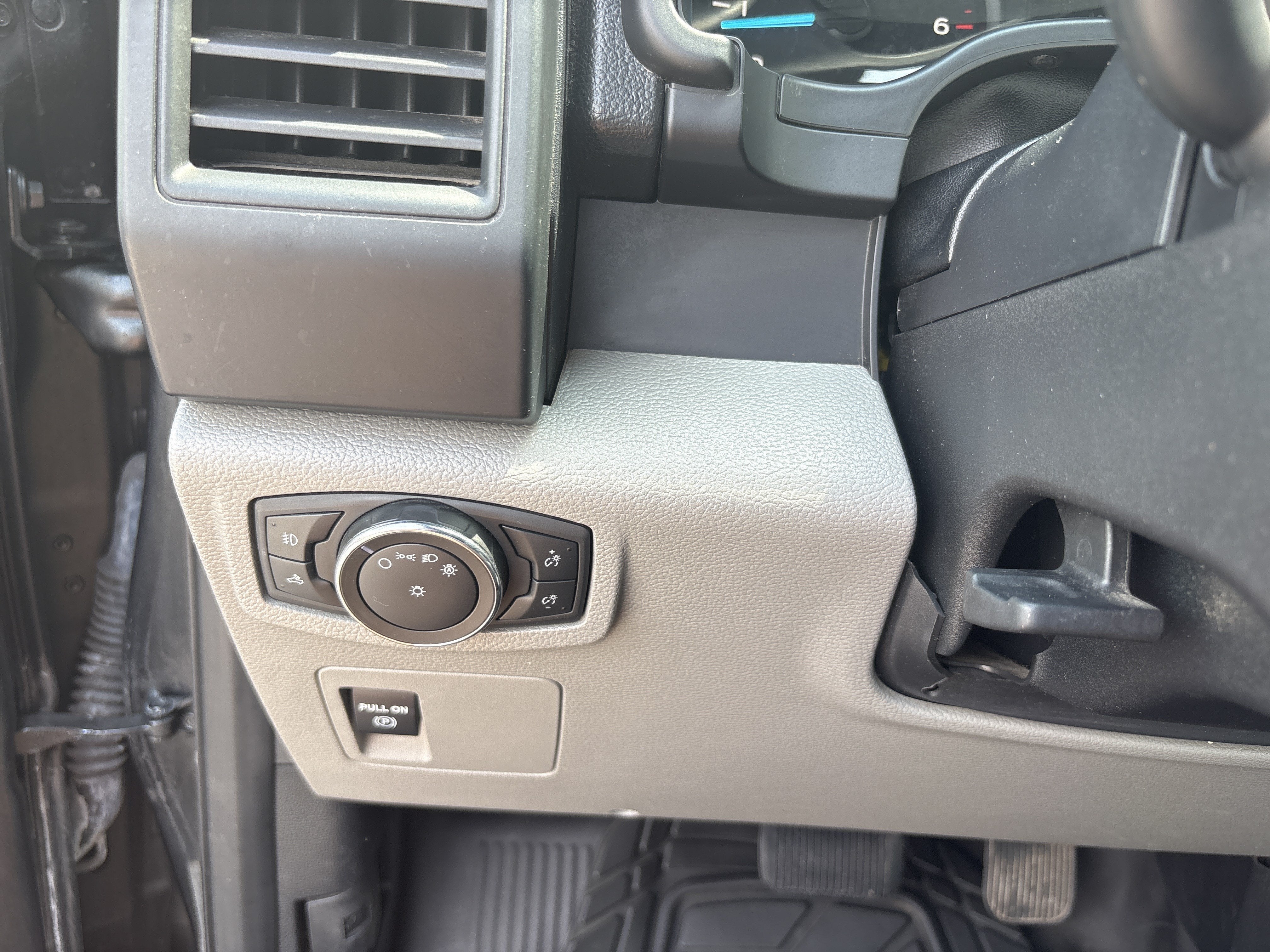 2020 Ford F-150 XL 4WD REG CAB 6.5' BOX