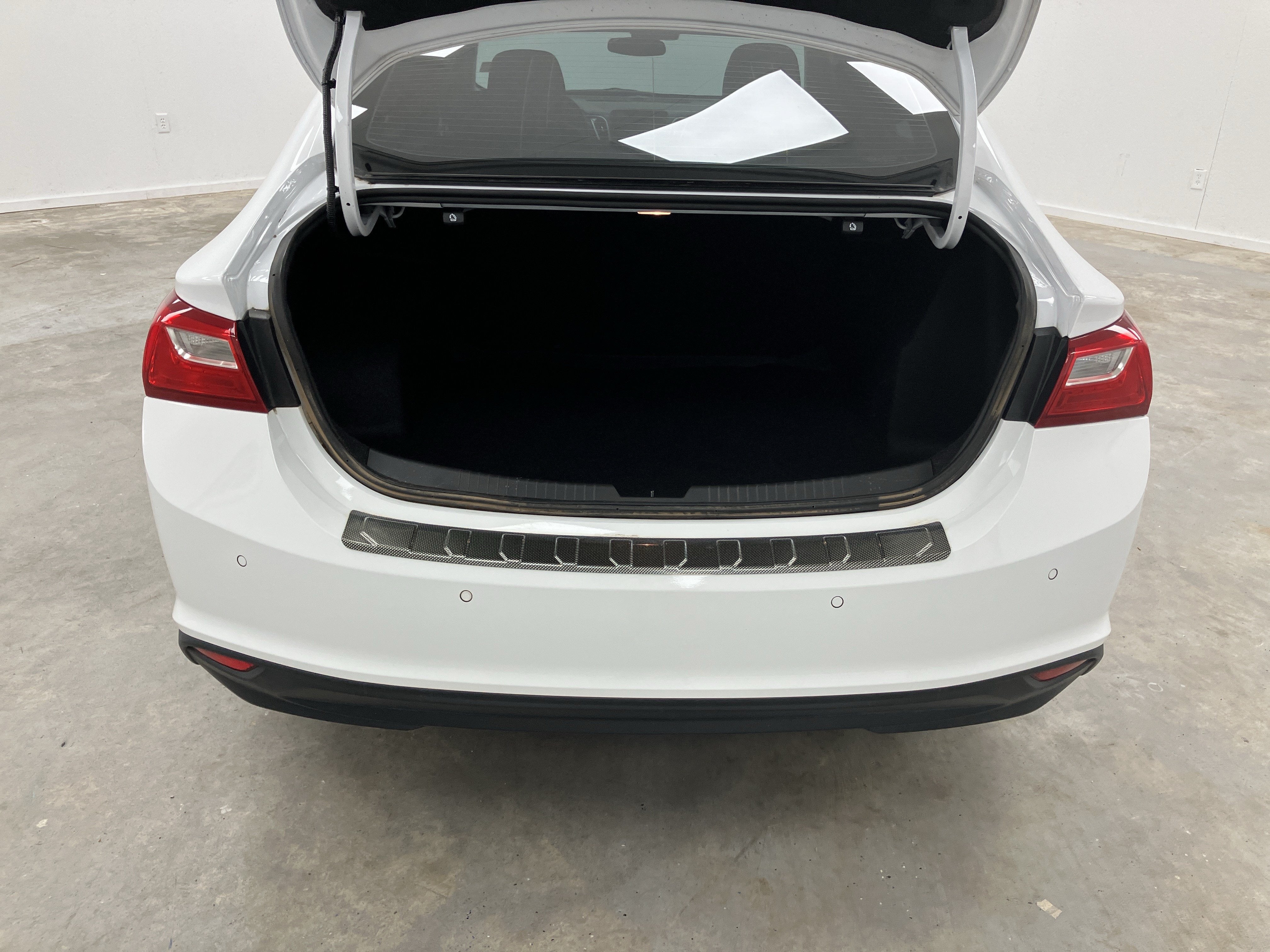 2025 Chevrolet Malibu LS