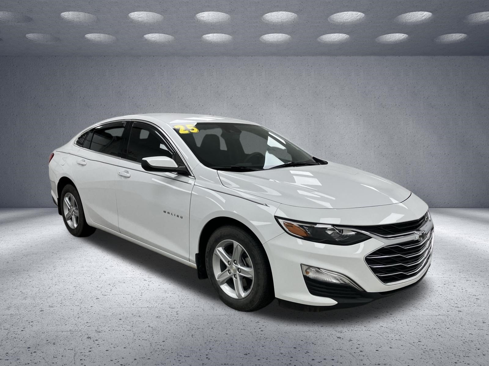 2025 Chevrolet Malibu LS