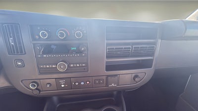 2024 Chevrolet Express Passenger LT