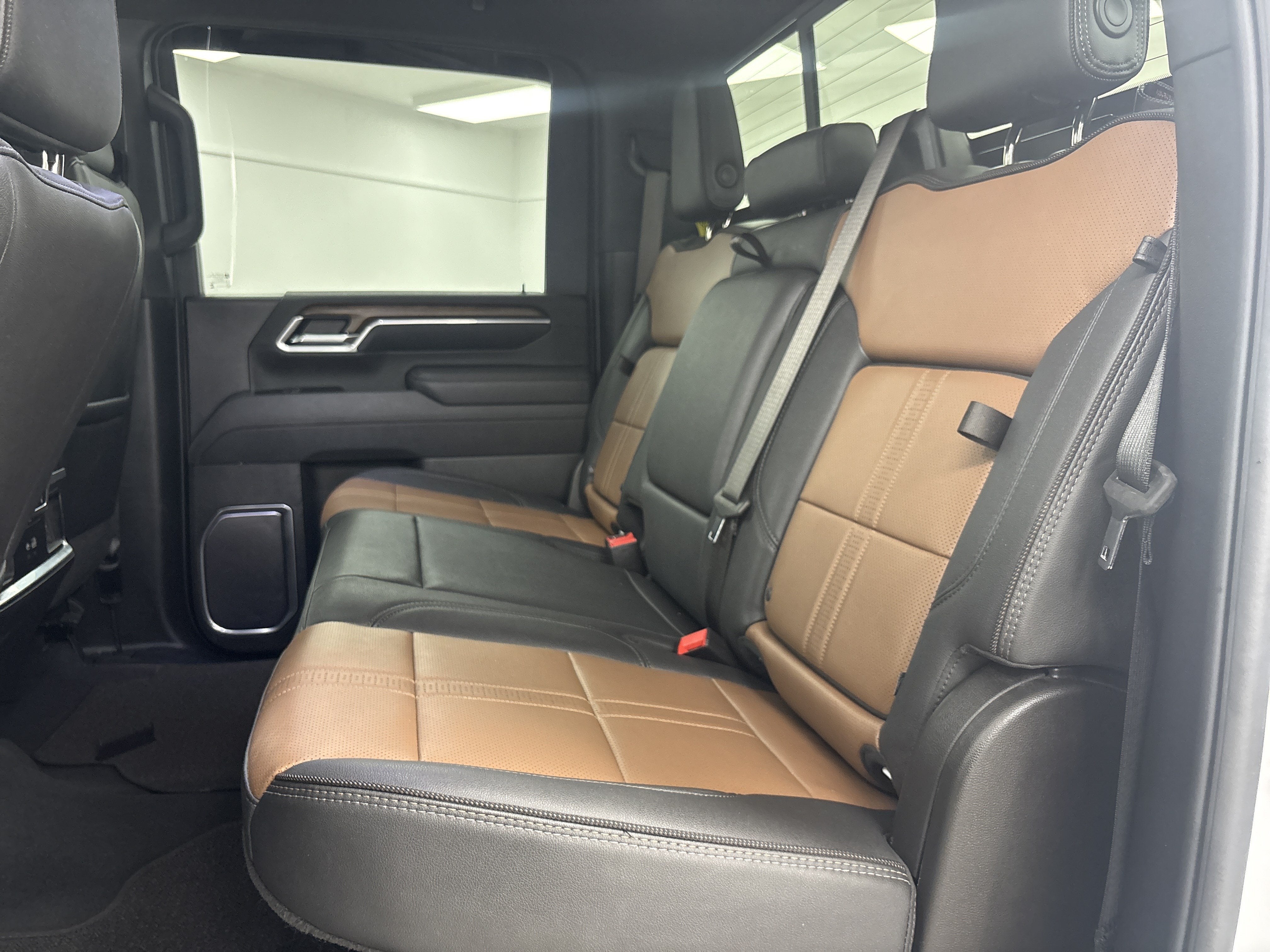 2025 Chevrolet Silverado 2500HD High Country