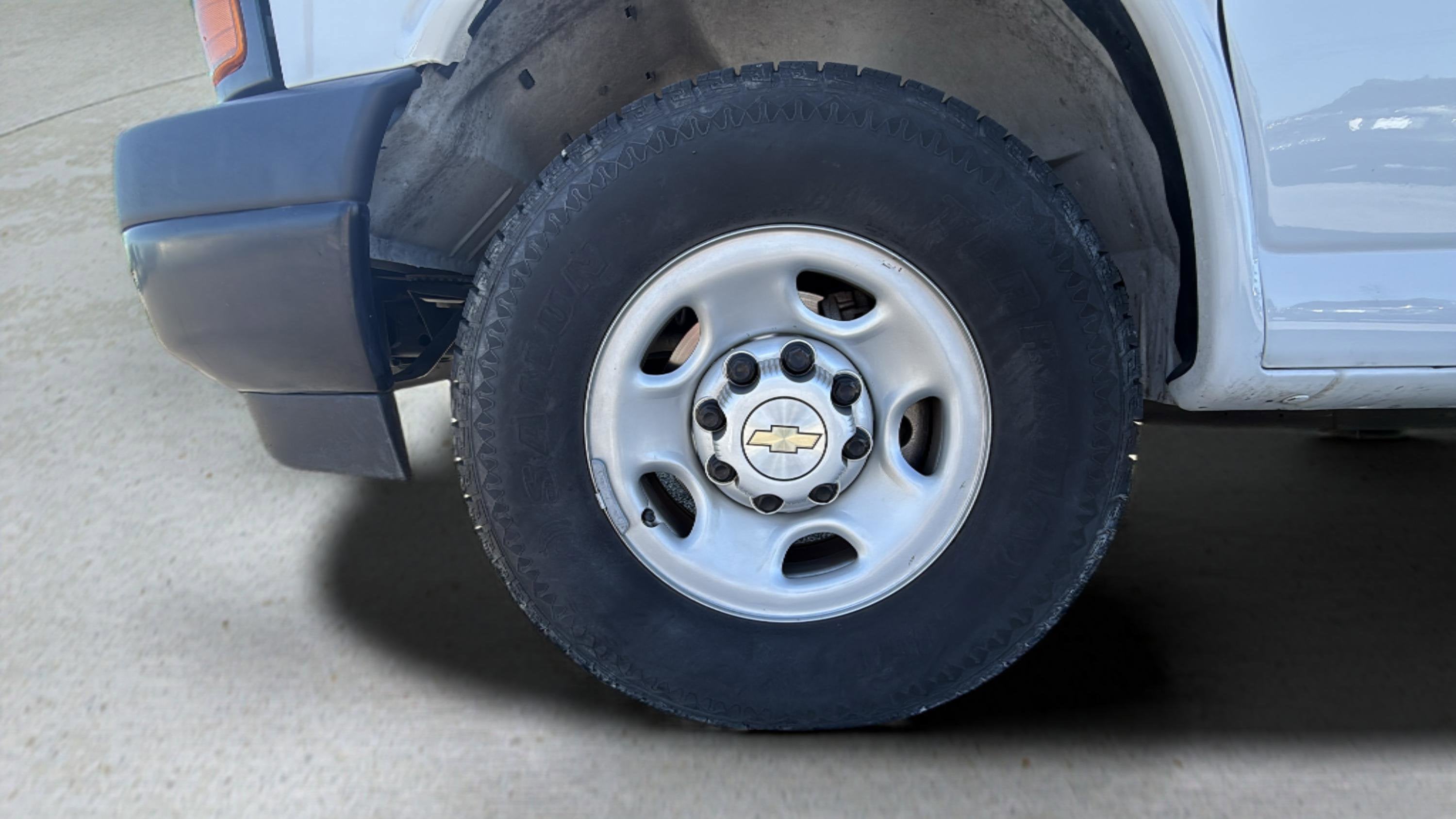 2023 Chevrolet Express Cargo Van RWD 2500 155