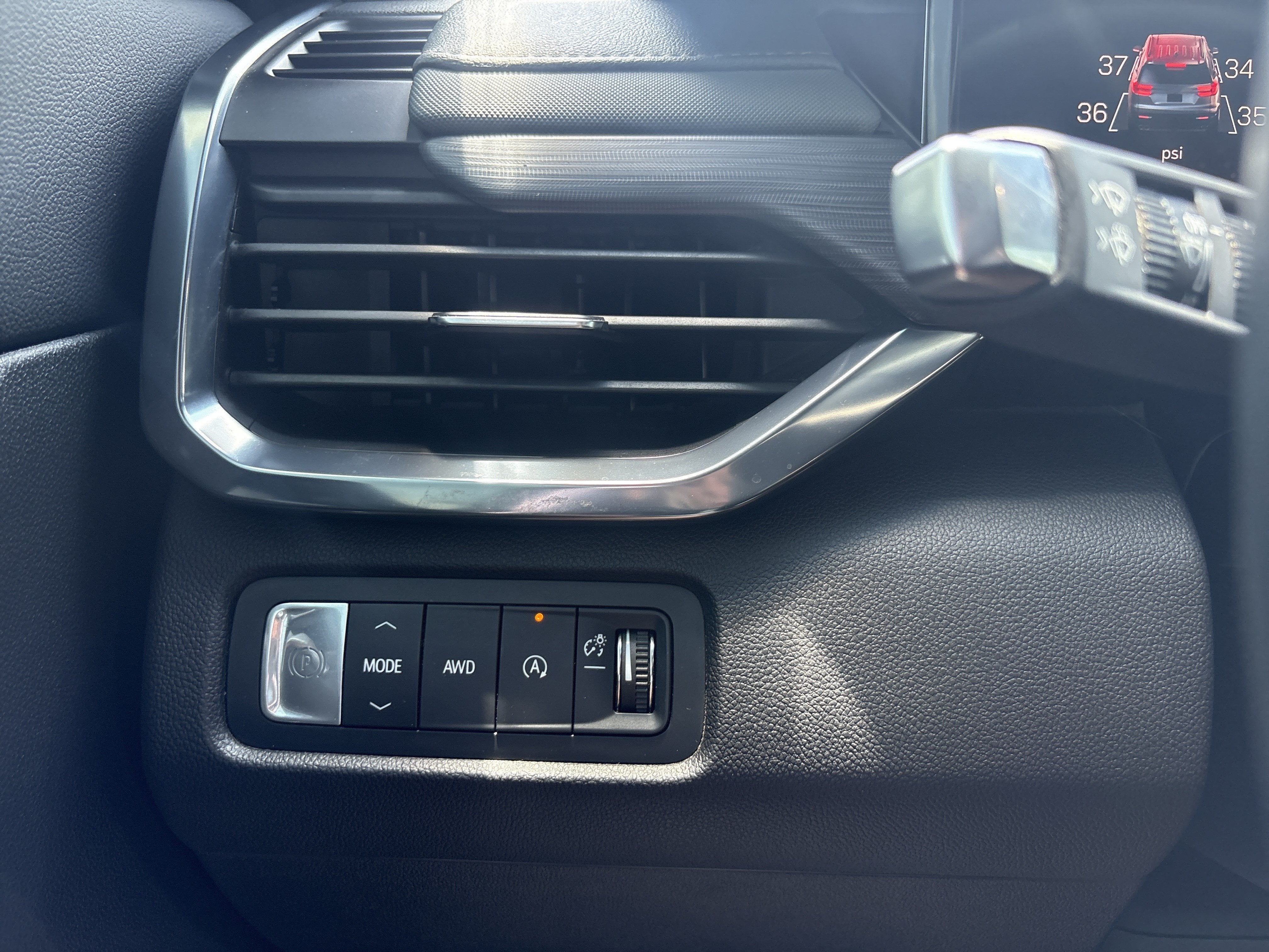 2024 GMC Acadia AWD AT4