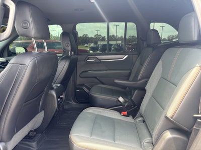2024 GMC Acadia AWD AT4