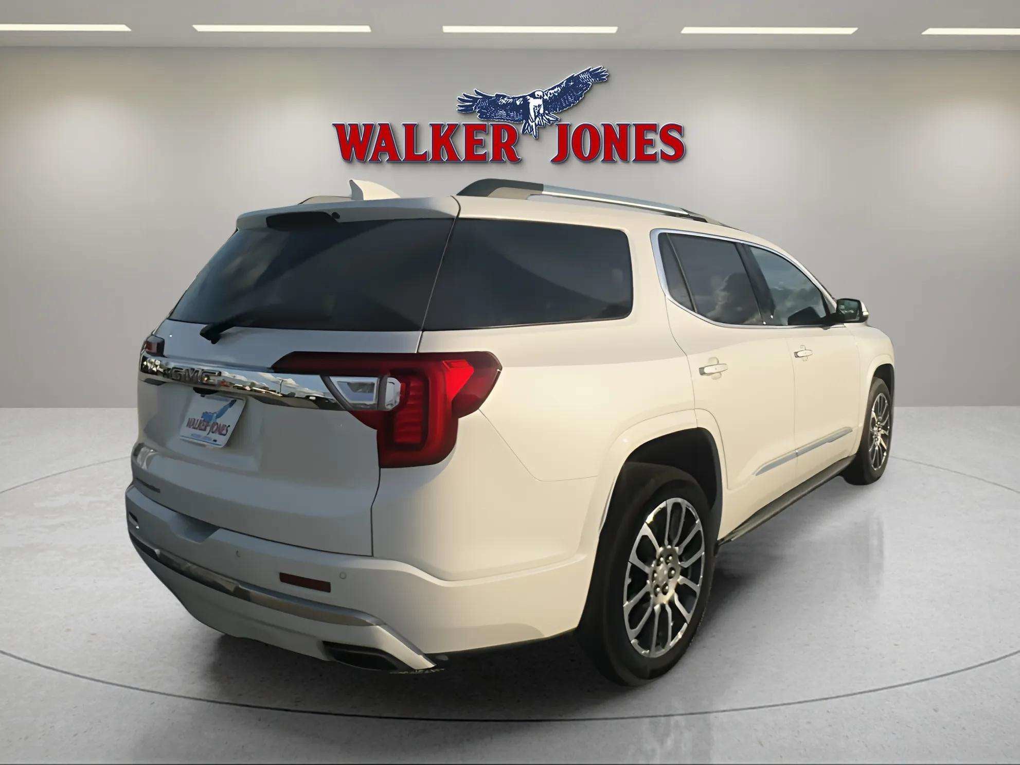 2021 GMC Acadia Denali