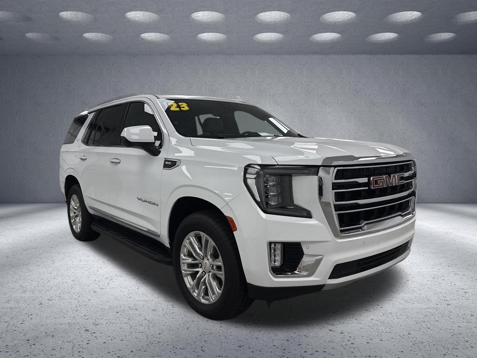 2023 GMC Yukon SLT