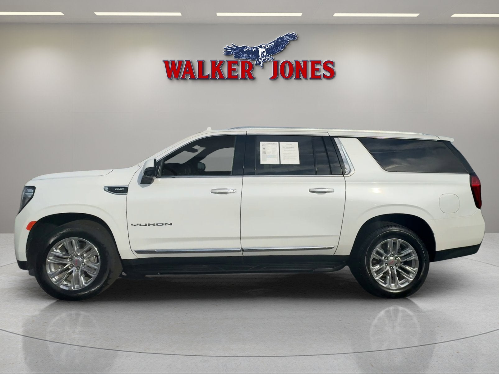 2023 GMC Yukon XL SLT