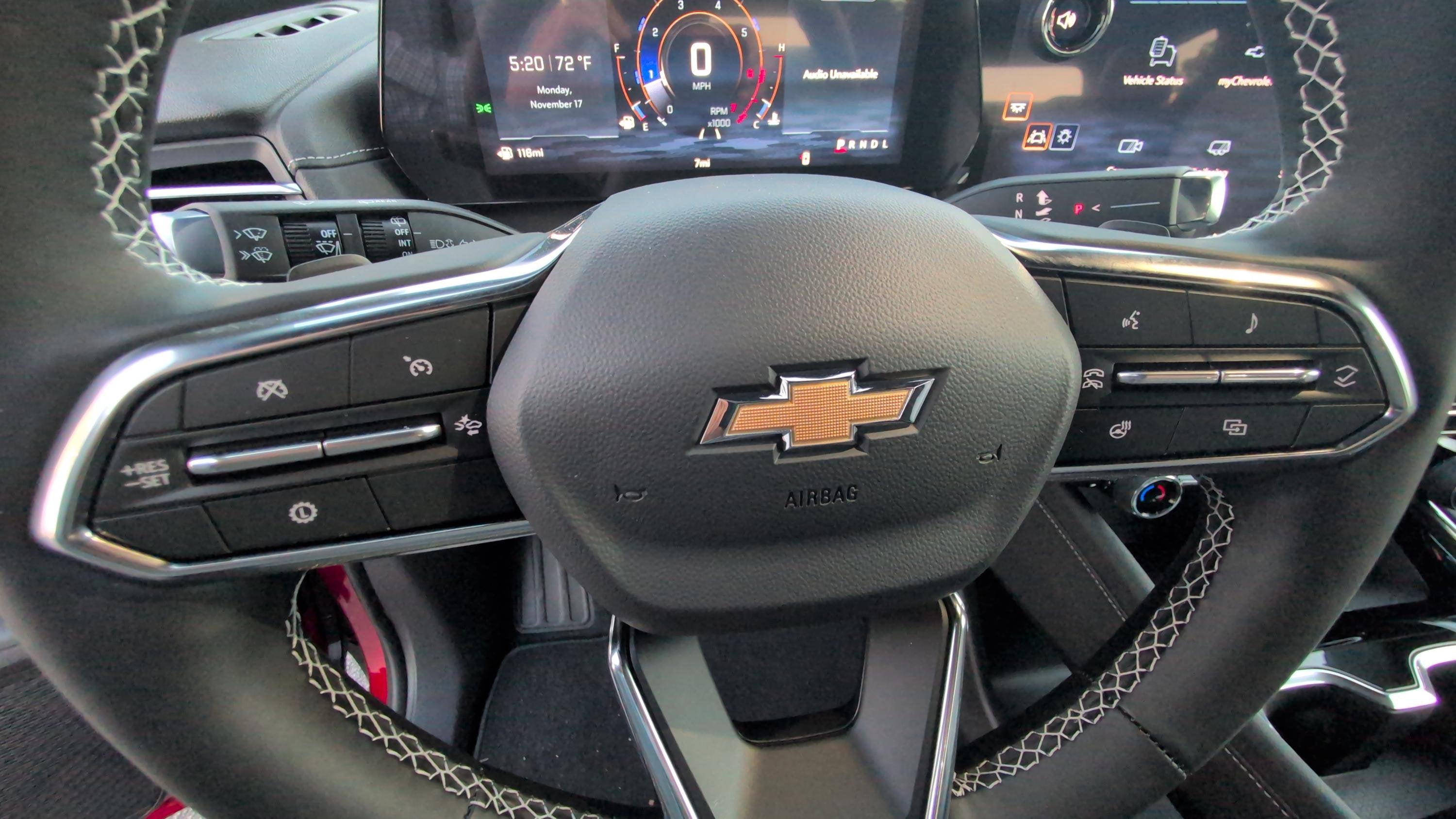 2026 Chevrolet Traverse FWD LT