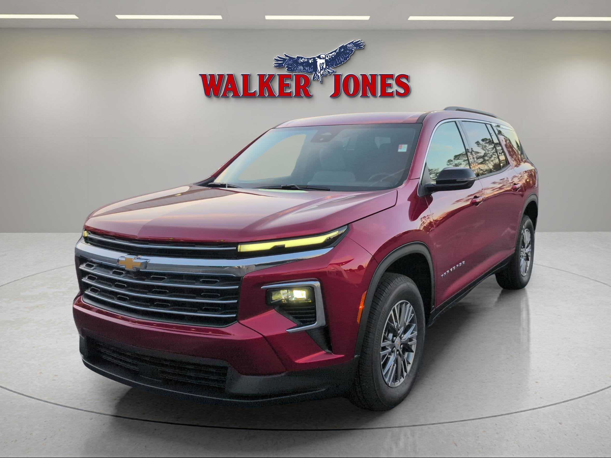 2026 Chevrolet Traverse FWD LT