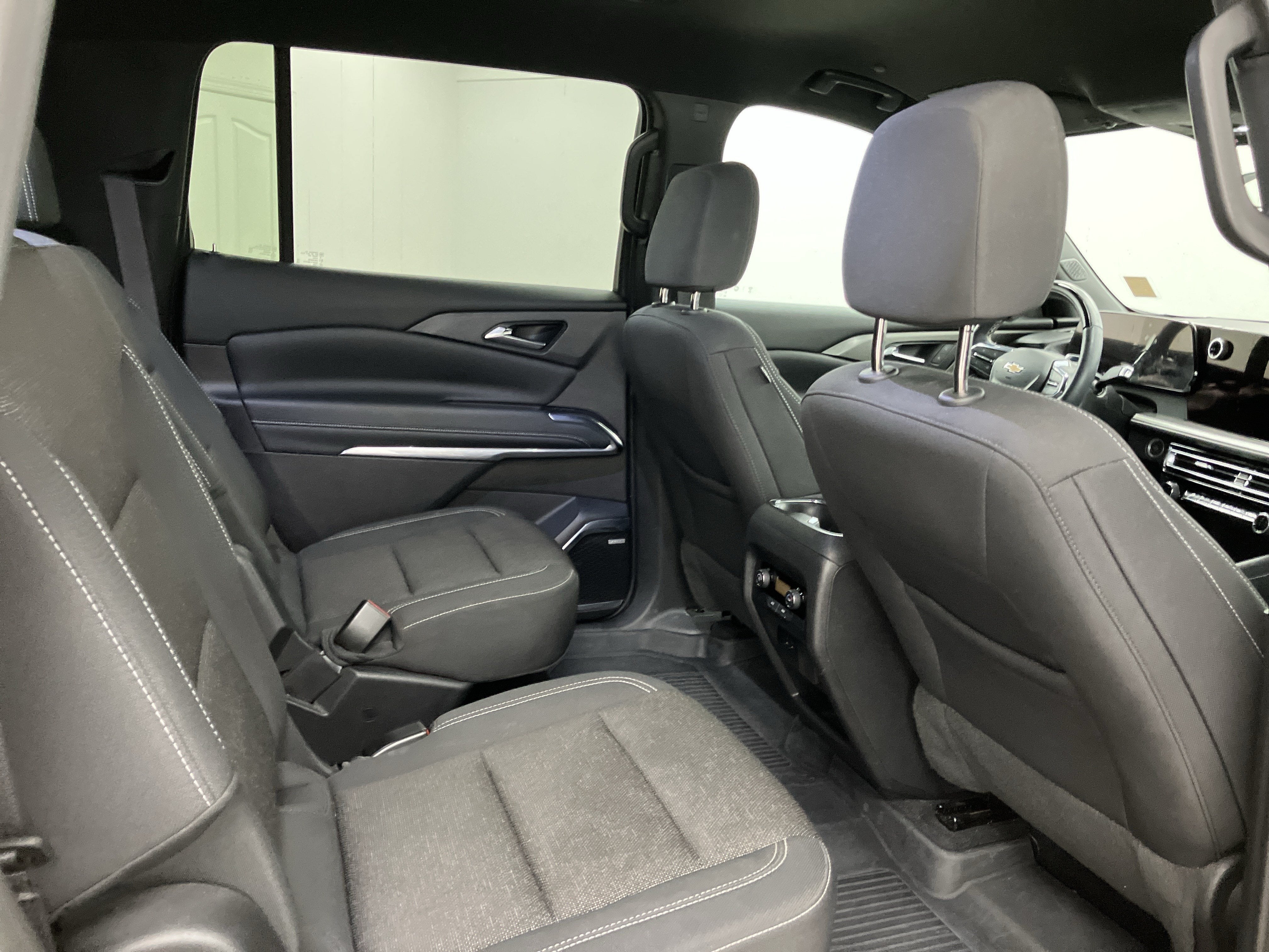 2025 Chevrolet Traverse FWD LT