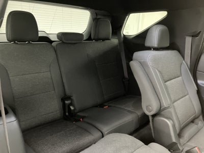 2025 Chevrolet Traverse FWD LT