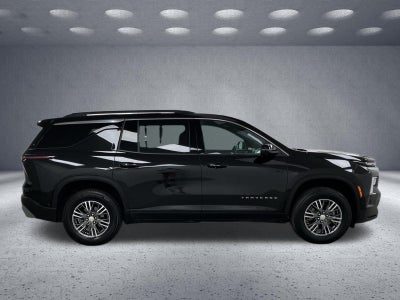 2025 Chevrolet Traverse FWD LT