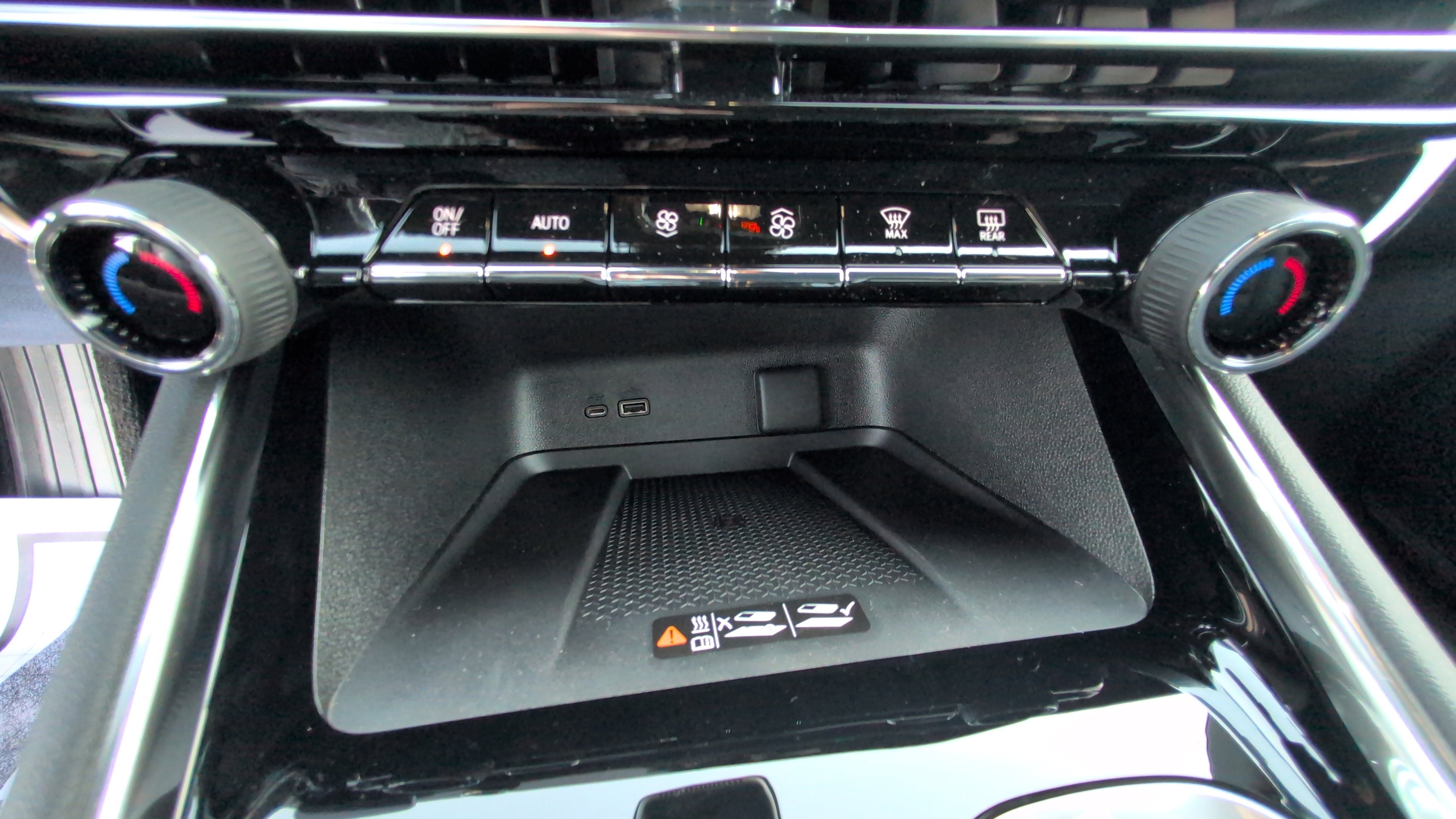 2026 Chevrolet Traverse FWD RS
