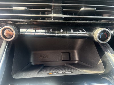 2025 Chevrolet Traverse AWD LT