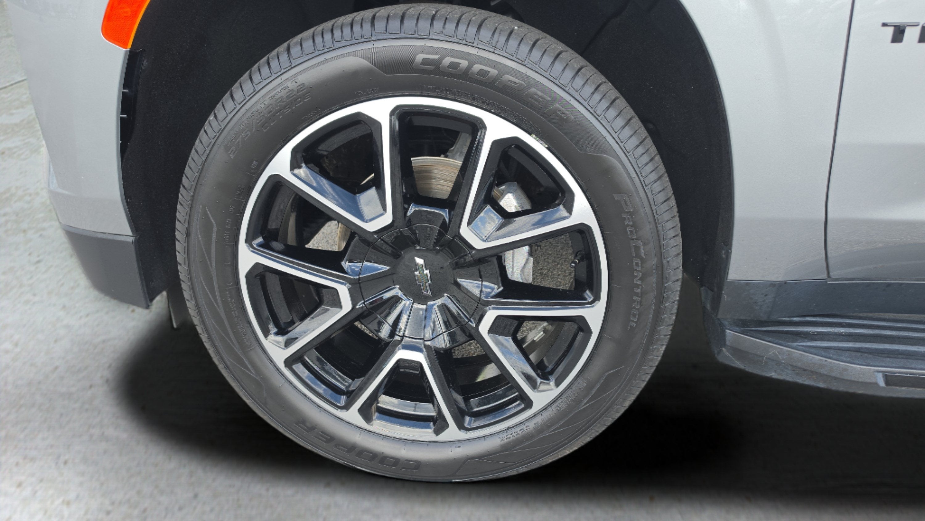 2023 Chevrolet Tahoe RST