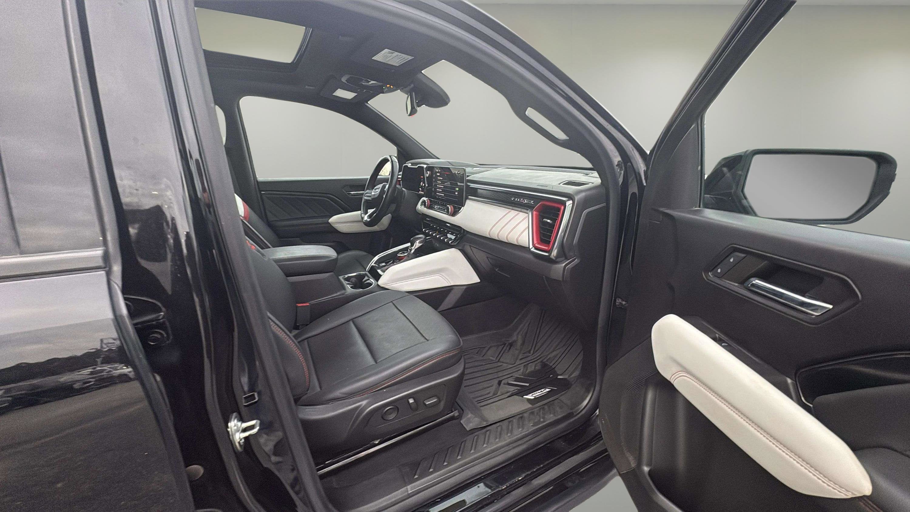 2024 GMC Canyon 4WD AT4X