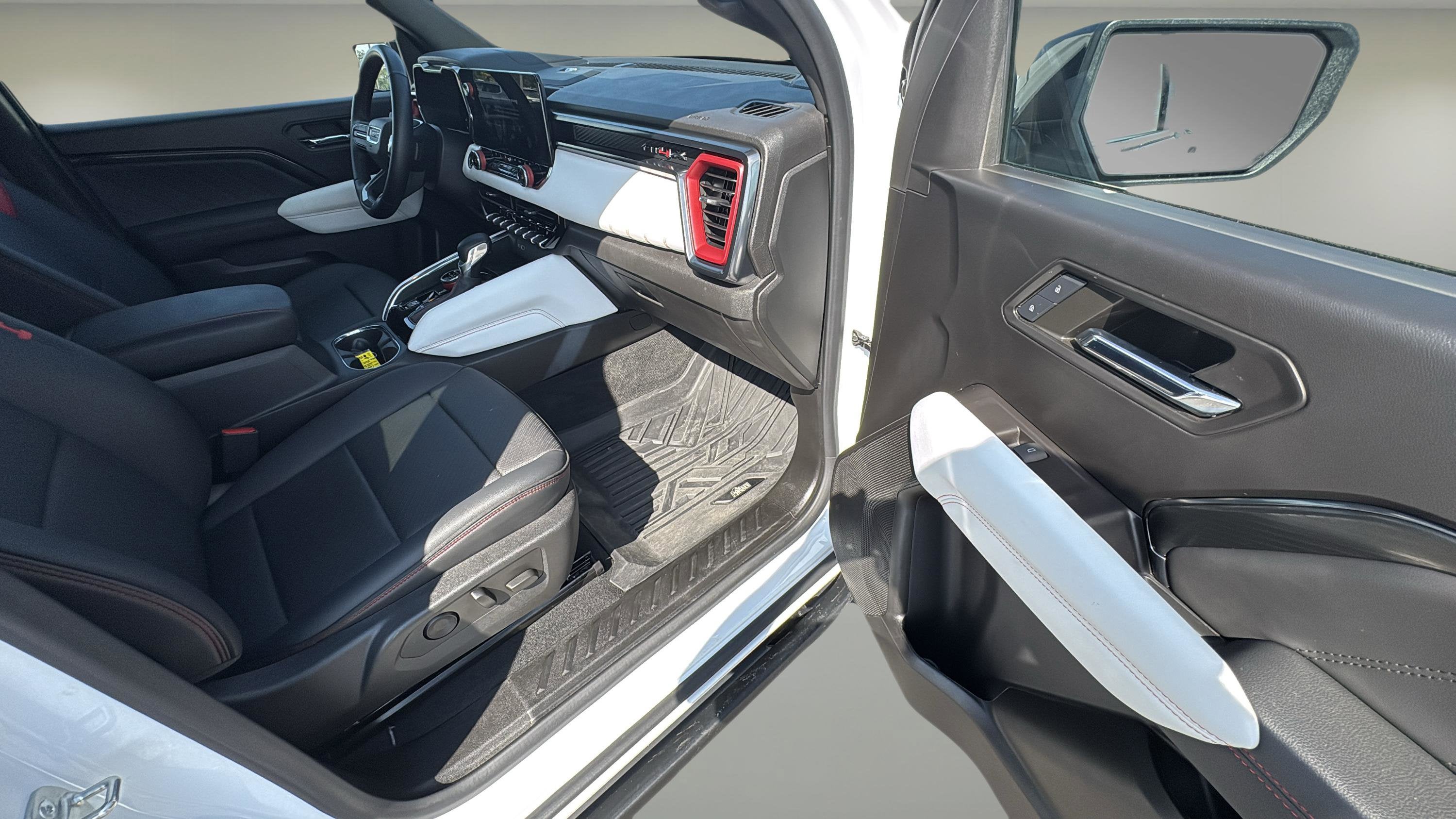 2024 GMC Canyon 4WD AT4X