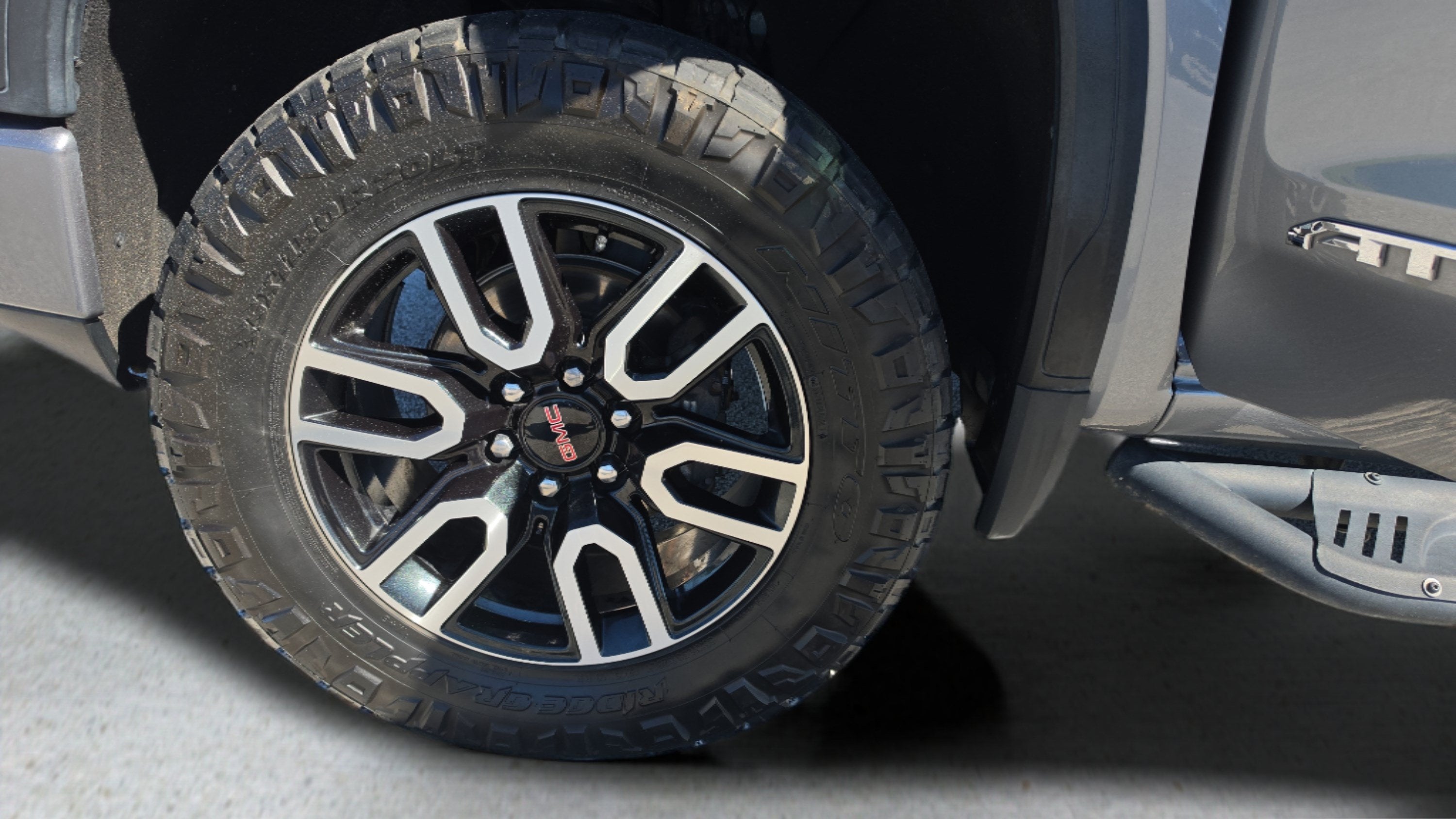 2021 GMC Sierra 1500 AT4