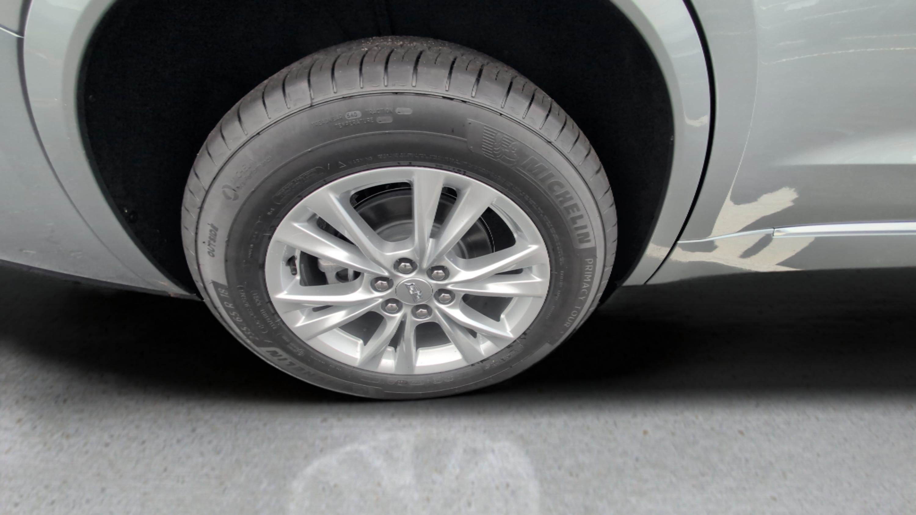 2025 Cadillac XT6 FWD Luxury