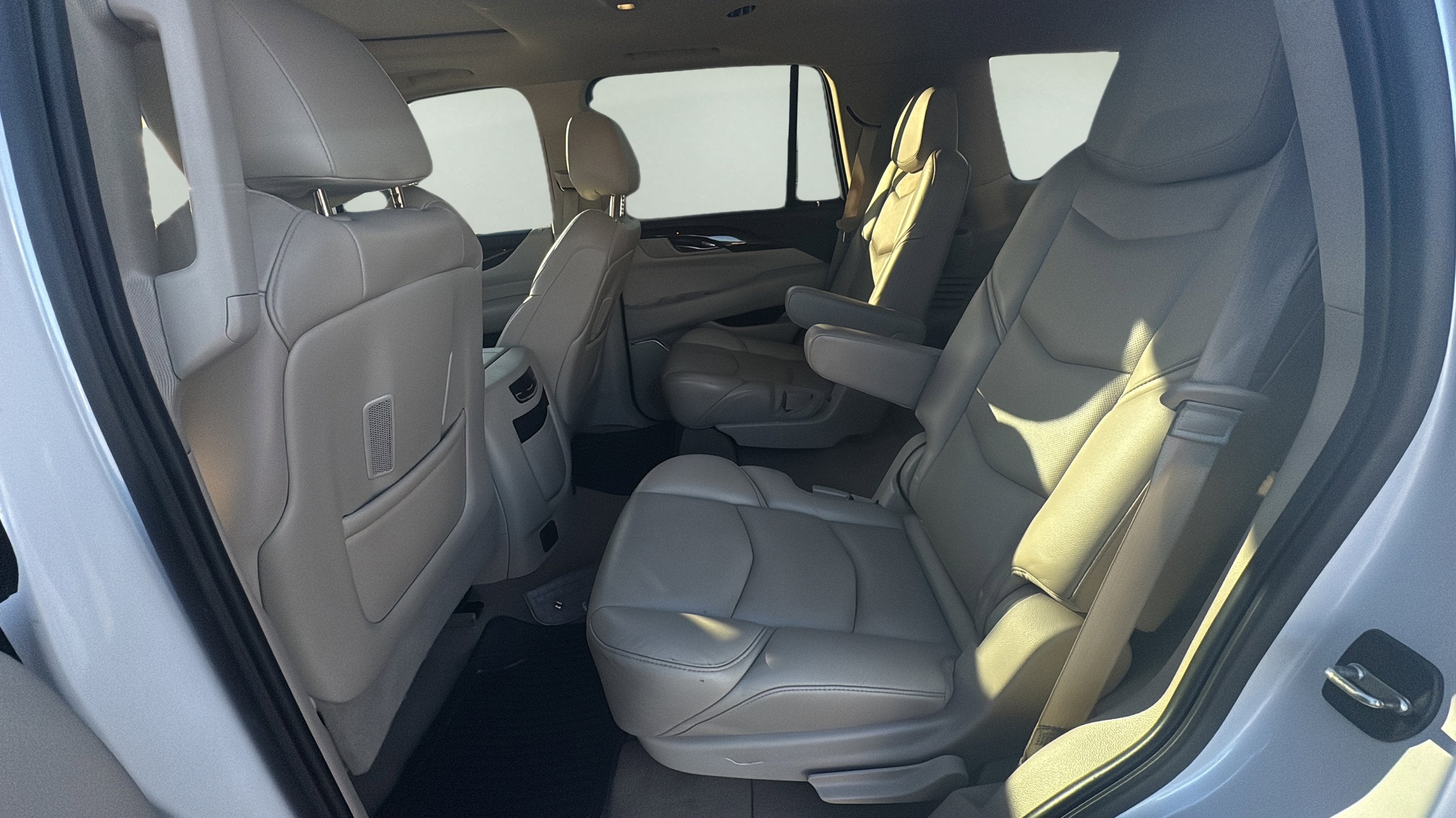 2016 Cadillac Escalade Luxury Collection