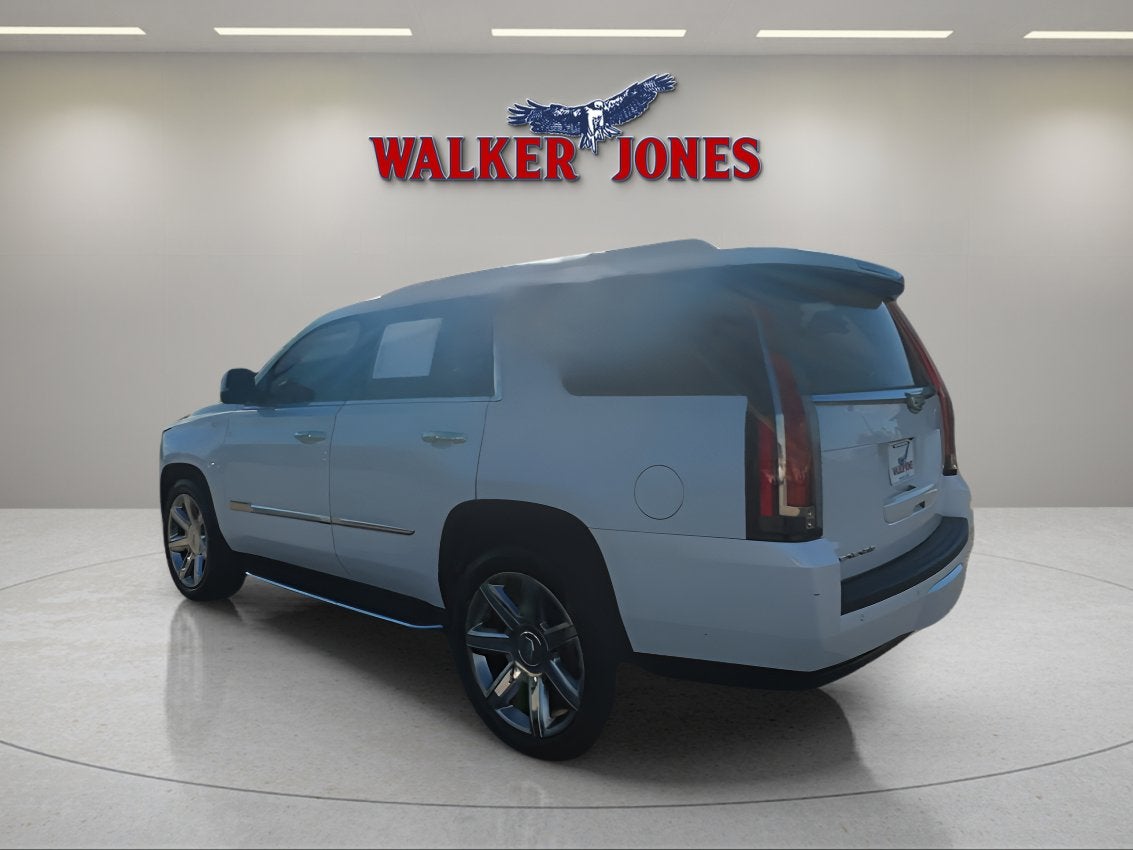 2016 Cadillac Escalade Luxury Collection