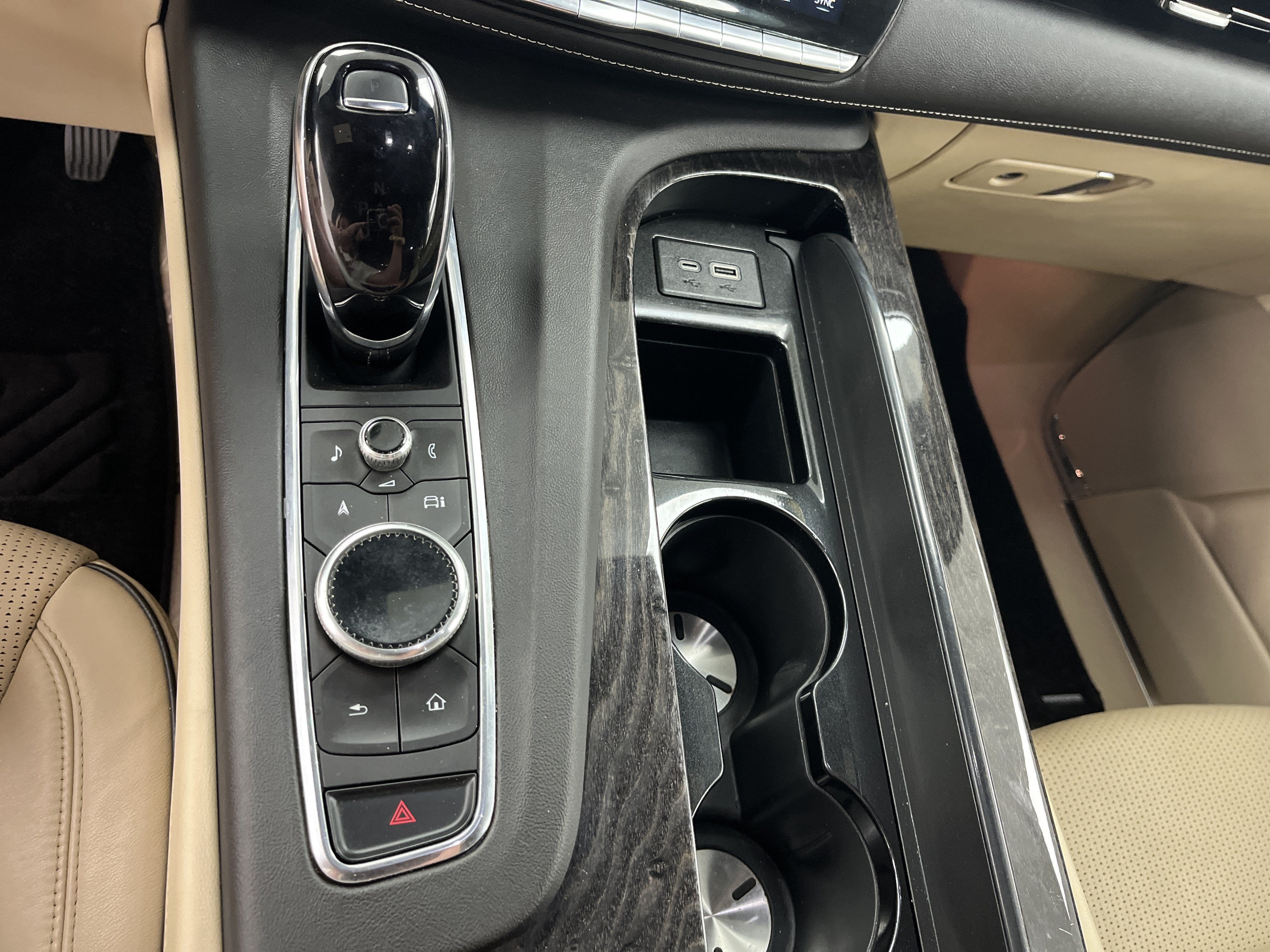 2023 Cadillac Escalade 4WD Premium Luxury
