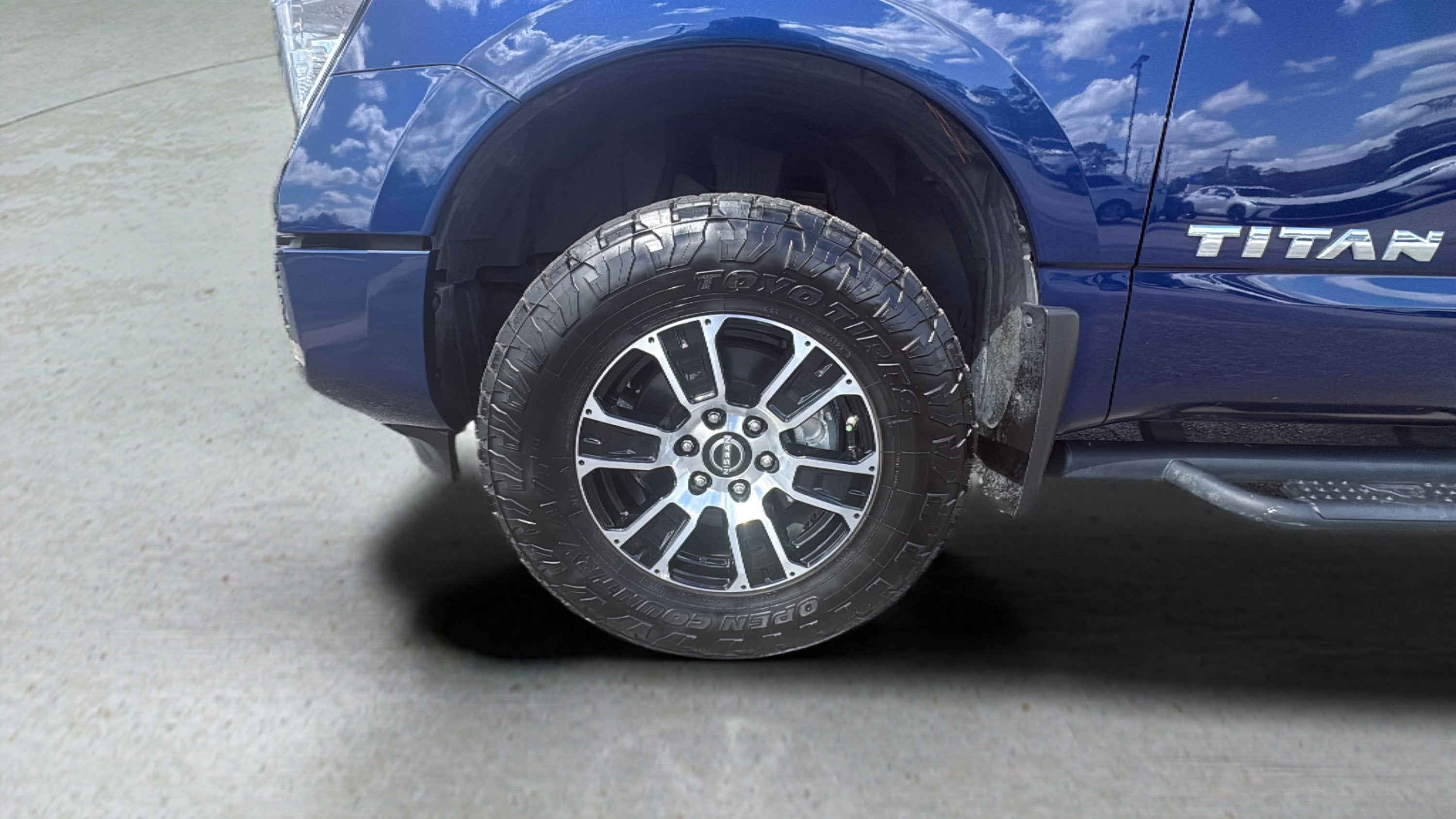 2024 Nissan Titan SV