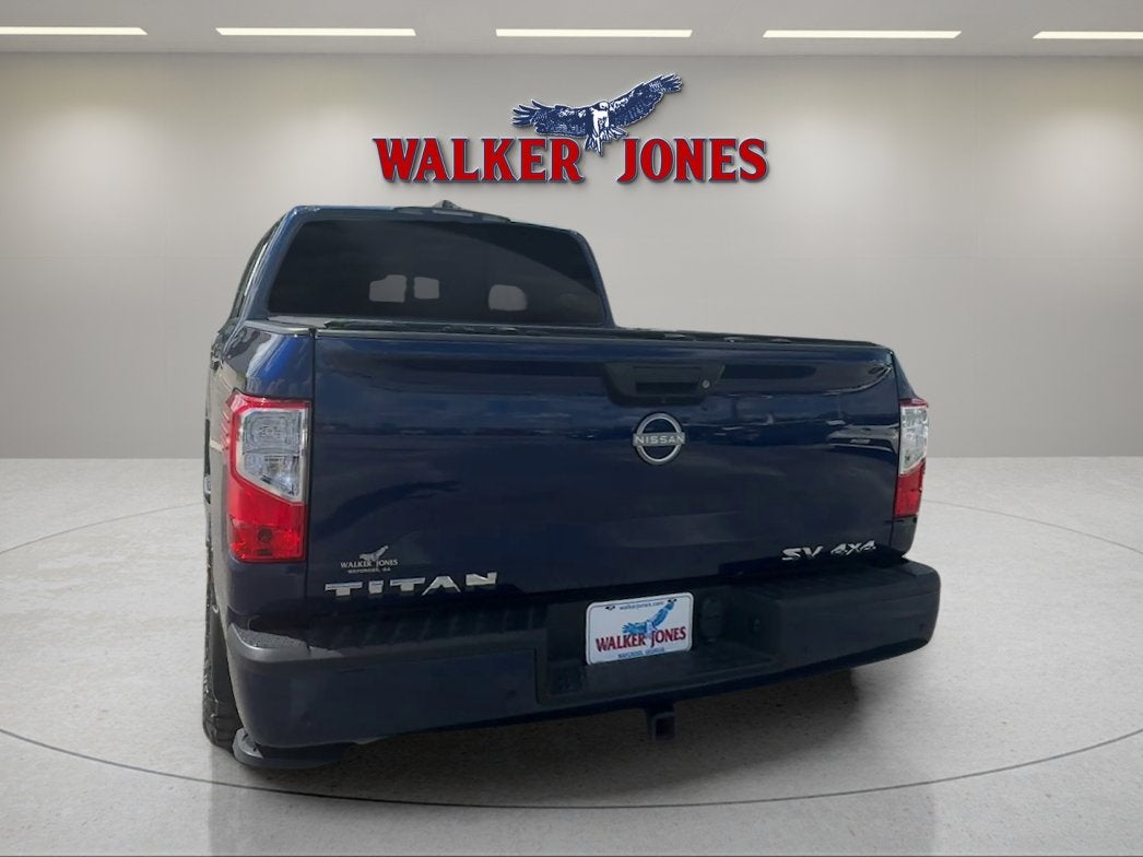 2024 Nissan Titan SV