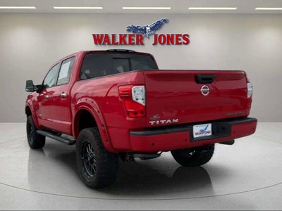 2021 Nissan Titan SV