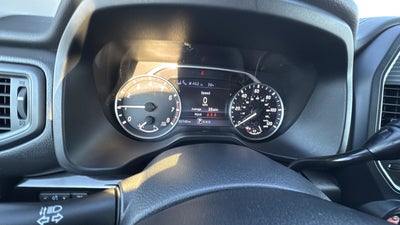 2023 Nissan Titan SV